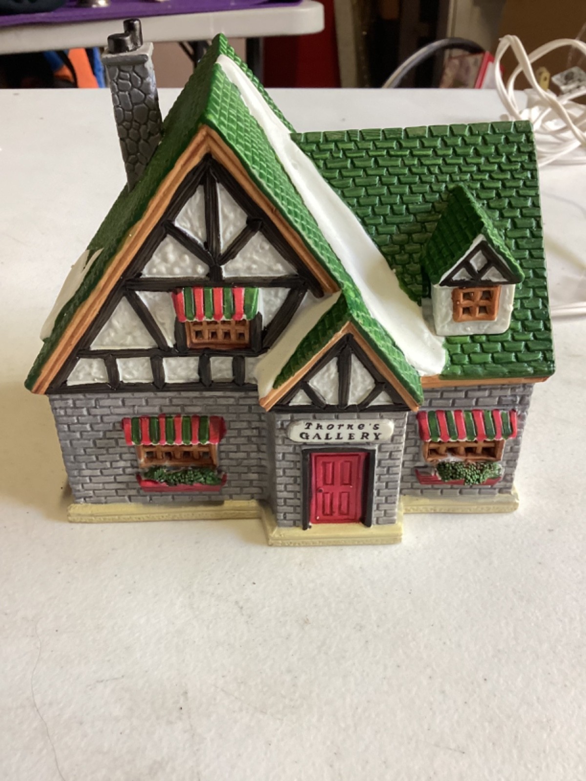 Lemax Dickensvale Village Collection Thorne's Gallery in the Box Tested in EUC Lemax Dickensvale Village Collection Thorne's Gallery in the Box Tested in EUC