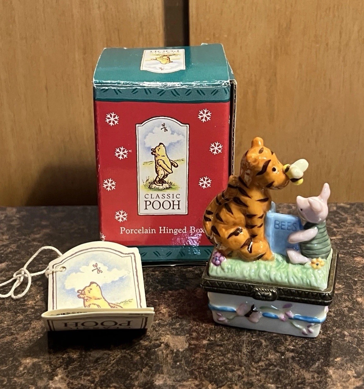 Vintage Disney Winnie The Pooh Tigger & Piglet Mini Porcelain Hinged Trinket Box Vintage Disney Winnie The Pooh Tigger & Piglet Mini Porcelain Hinged Trinket Box
