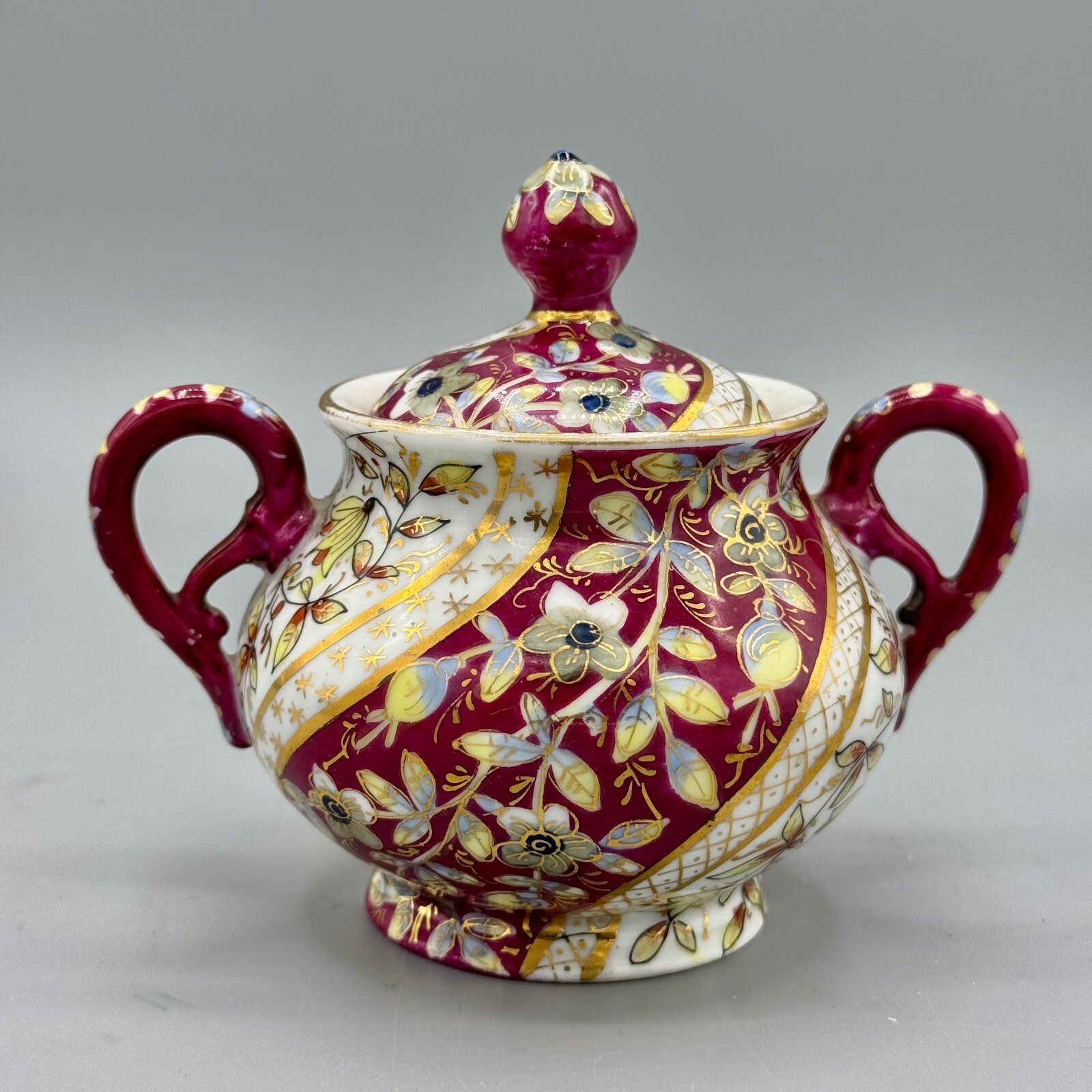 Antique Royal Vienna Style Porcelain Sugar Bowl Antique Royal Vienna Style Porcelain Sugar Bowl