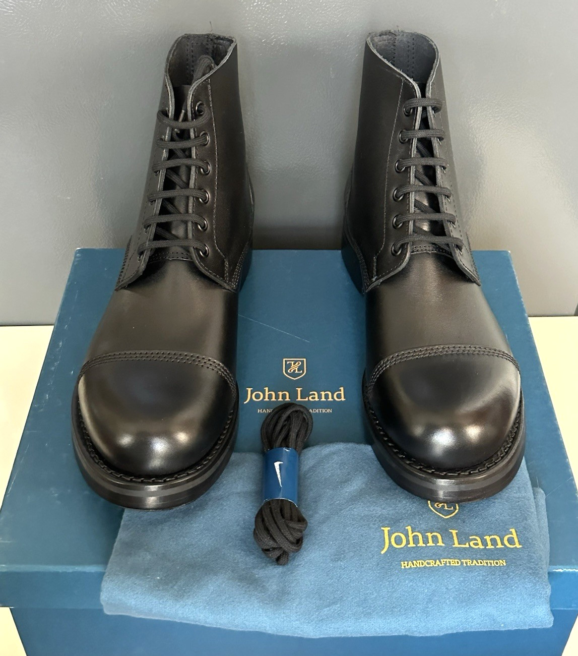 JOHN LAND British Army Military Leather Ammo Parade Boots UK SZ 9 M US 9.5 NWB JOHN LAND British Army Military Leather Ammo Parade Boots UK SZ 9 M US 9.5 NWB