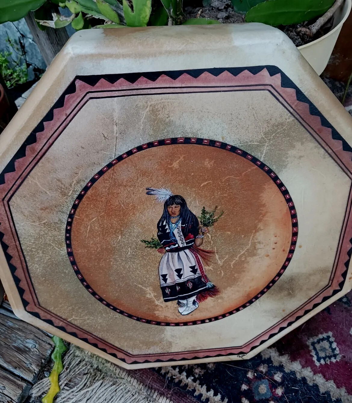**AWESOME OLD  NATIVE AMERICAN  RAWHIDE HAND  DRUM PAINTED SHAMAN  QUALITY *