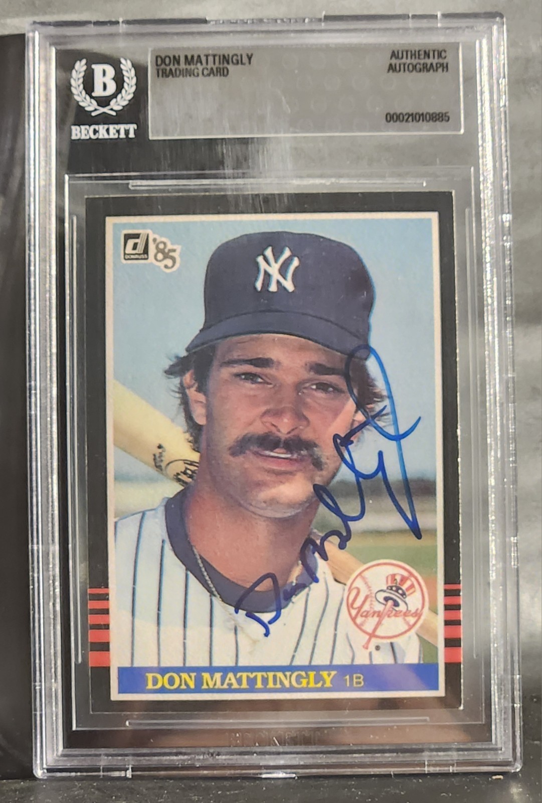 1985 Donruss - Don Mattingly #295 Signed Auto Card BAS Authenticated One Owner. 1985 Donruss - Don Mattingly #295 Signed Auto Card BAS Authenticated One Owner.