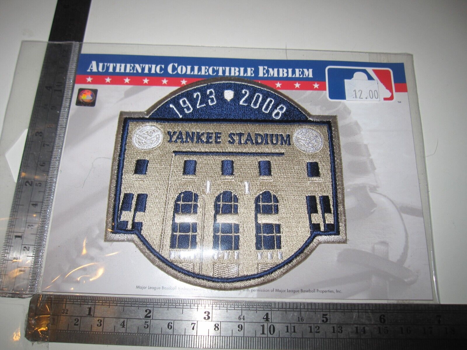 National Emblem MLB Collectibles 1923 2008 Yankee Stadium Patch NOS