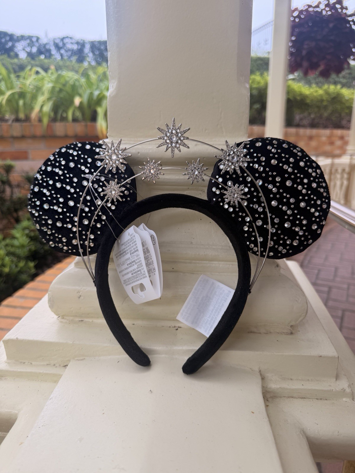 Disney Park 2026 Black Crown Star Rhinestone Celestial Halo Jeweled Minnie Ears Disney Park 2026 Black Crown Star Rhinestone Celestial Halo Jeweled Minnie Ears