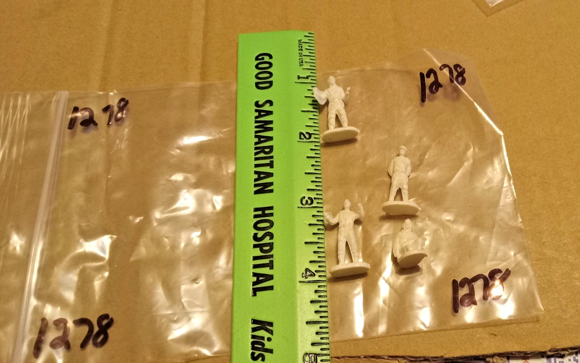 Four (4) Nice Military  Figures scale unknown for your diorama Package # 1278