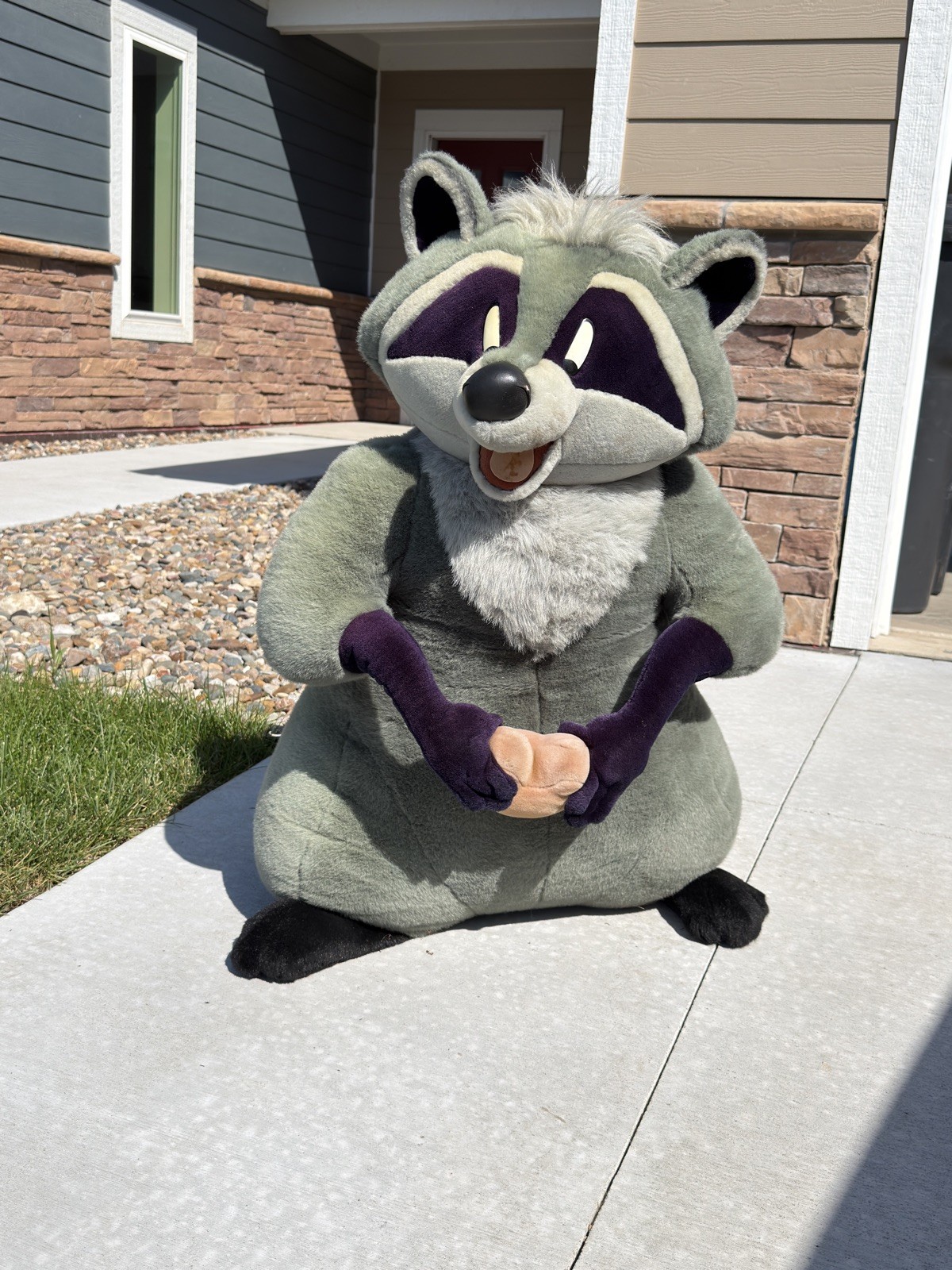 RARE 3 FT VINTAGE MEEKO RACCOON Disney Pocahontas Meeko Douglas HTF GIANT Plush