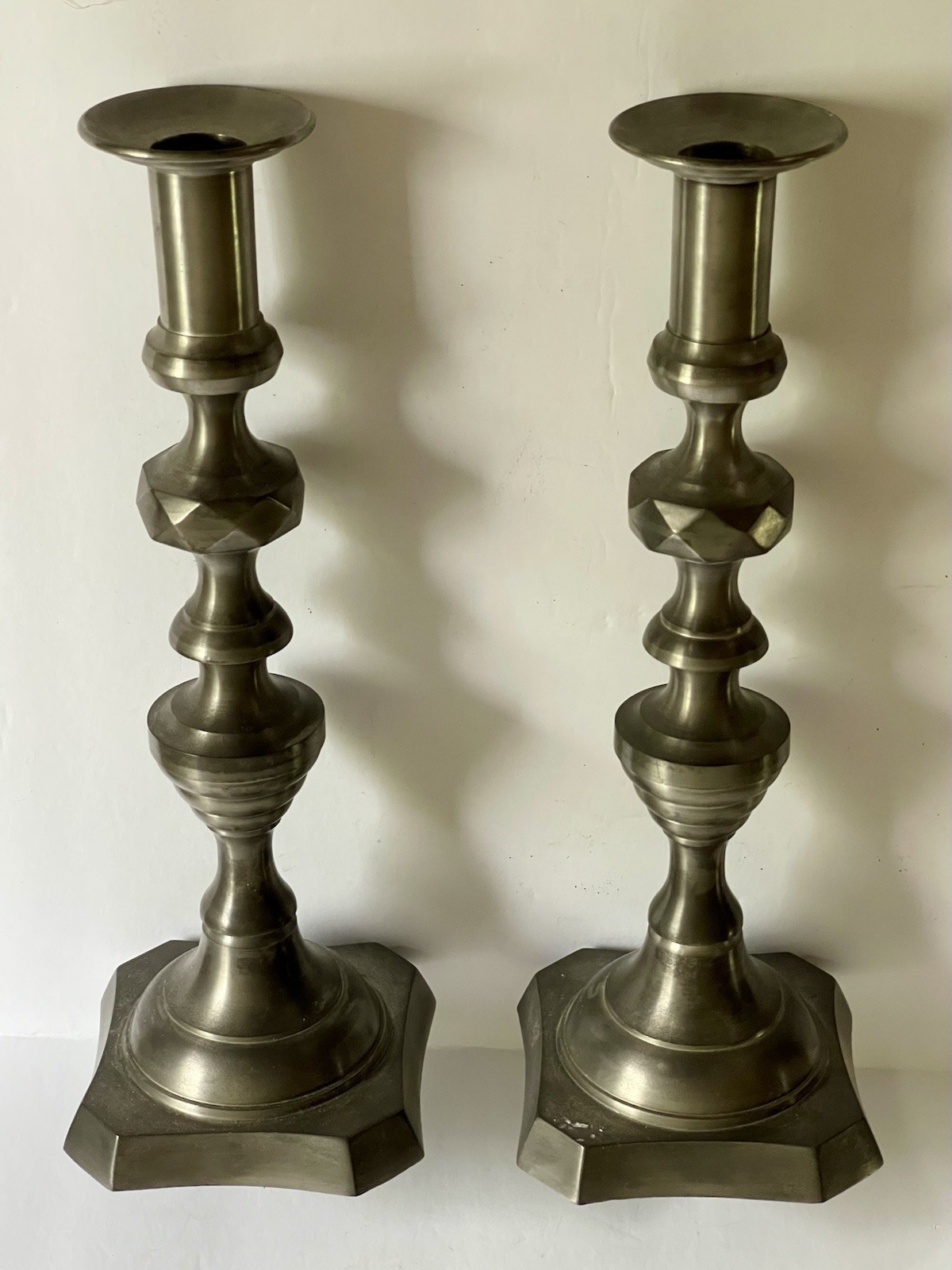 JOHN SOMERS PEWTER Makers Mark 12” Set Of 2 Candlesticks Brazil Vintage JOHN SOMERS PEWTER Makers Mark 12” Set Of 2 Candlesticks Brazil Vintage