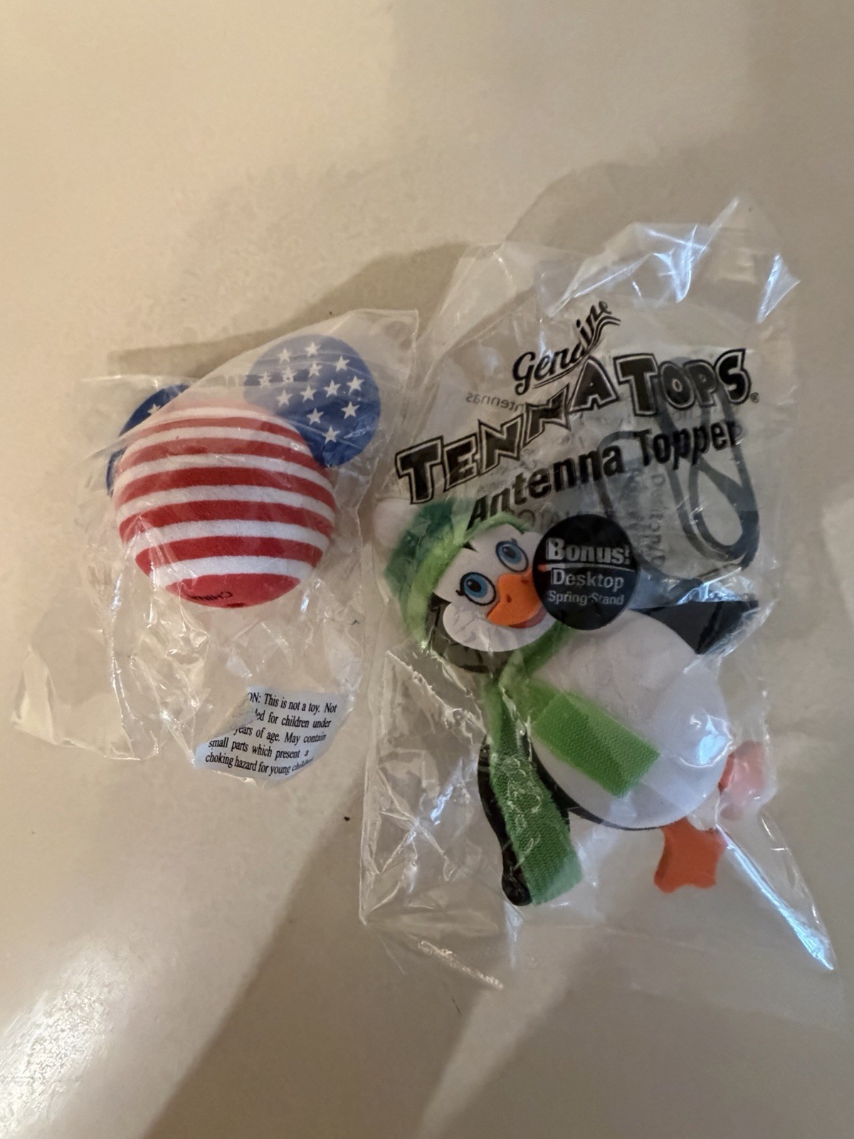 Disney Mickey Patriotic Antenna Topper & Tenna Tops Penguin Spring Stand Lot Disney Mickey Patriotic Antenna Topper & Tenna Tops Penguin Spring Stand Lot
