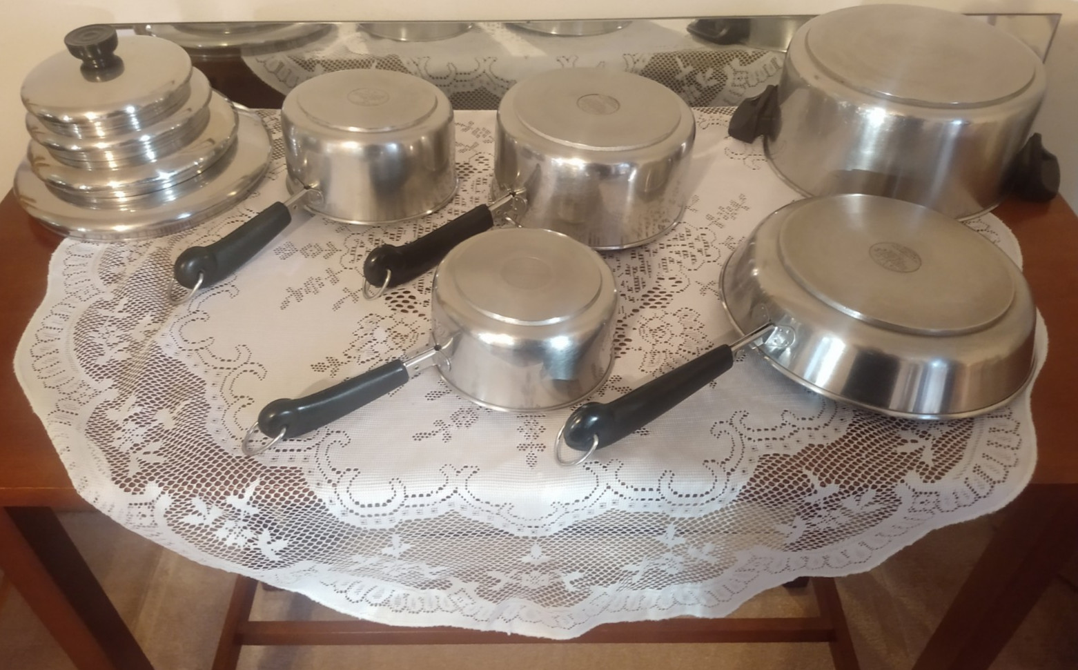 Revere Ware 1801 Stainless Steel Tri-Ply Pots 9 Pc Set 1qt,1.5qt,2qt, 4.5qt,9in Revere Ware 1801 Stainless Steel Tri-Ply Pots 9 Pc Set 1qt,1.5qt,2qt, 4.5qt,9in