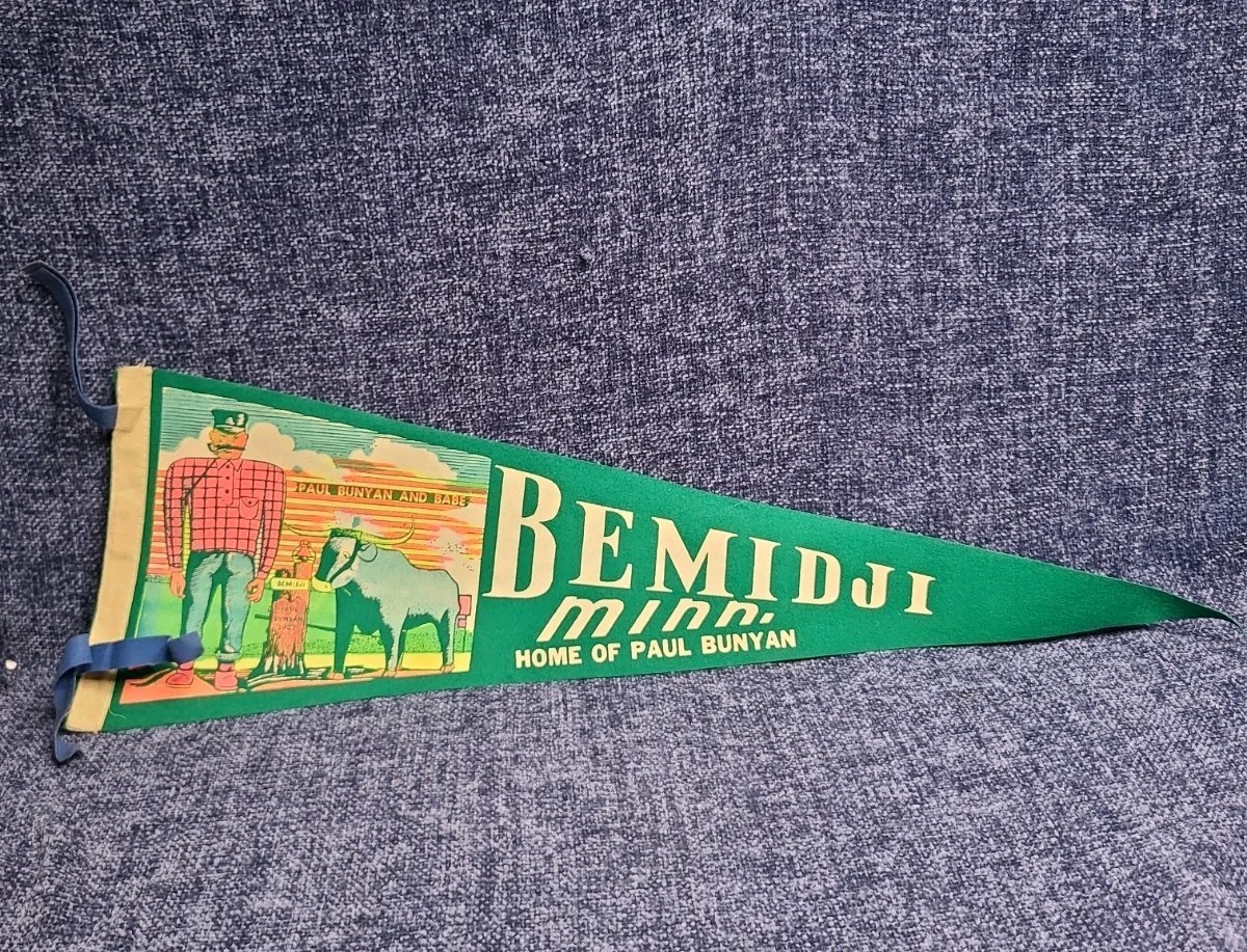 Rare Vintage Bemidji Minnesota Felt Pennant Paul Bunyan 1937 26\ Rare Vintage Bemidji Minnesota Felt Pennant Paul Bunyan 1937 26\