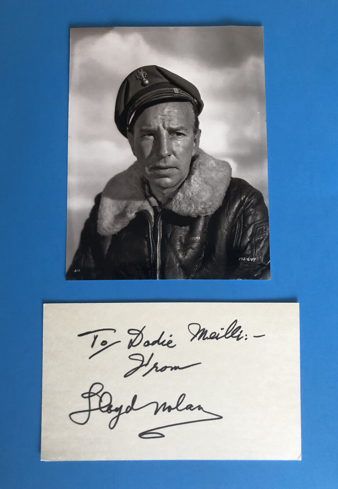 Lloyd Nolan (Film / TV Actor)  Boldly Hand Autographed Signed Card With Photo