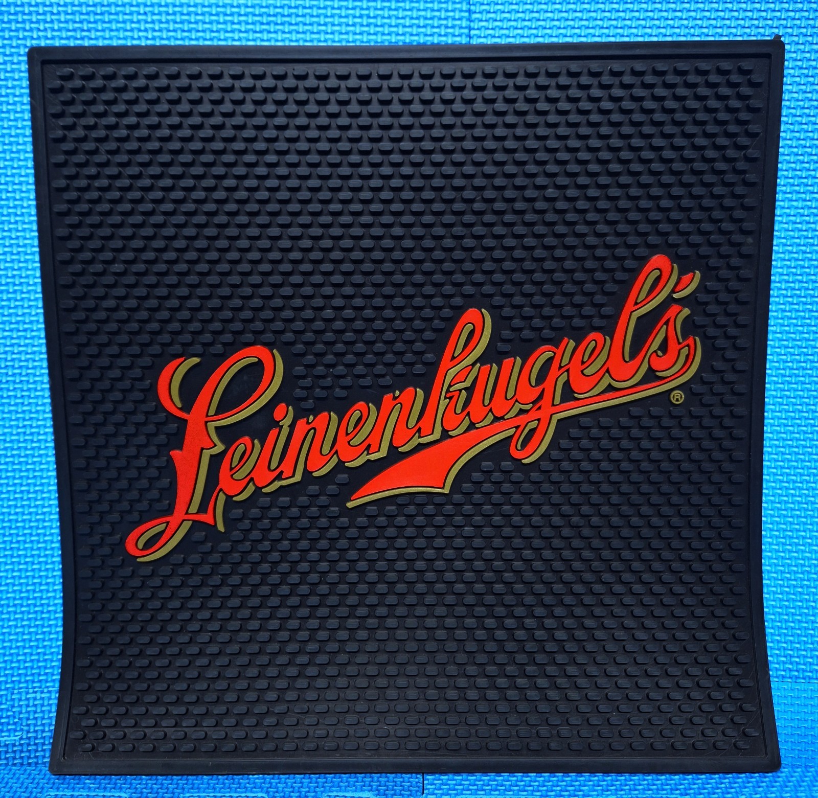LEINENKUGELS Beer Bar Pour Spill Mat Black Rubber Stephen Kings Castle Rock prop