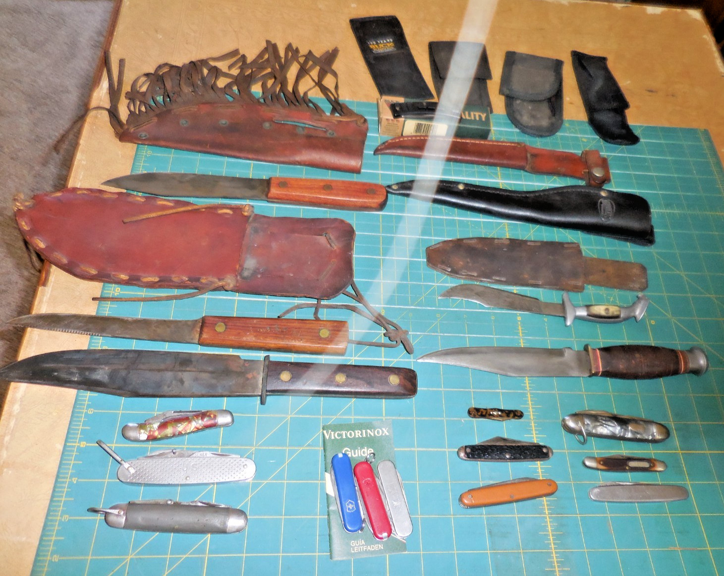 VTG Hunting Knives and old Pocket Knives, AS-IS, Sheaths VTG Hunting Knives and old Pocket Knives, AS-IS, Sheaths
