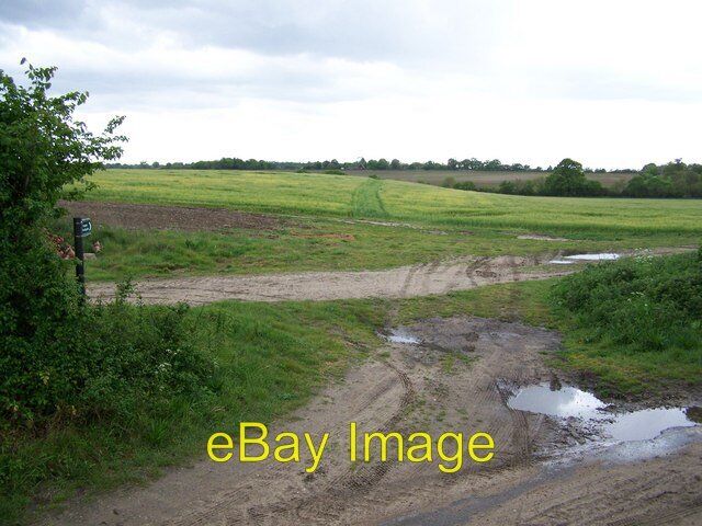 Photo 6x4 View from Bowman's Lane over fields High Street\/TM4170 Here we c2007