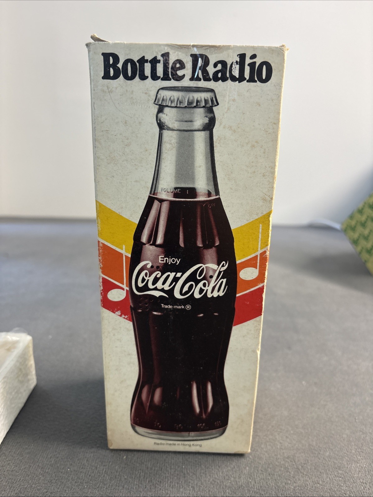 NOS Vintage Coca-Cola Bottle AM Transistor Radio Hong Kong w/ Original Box NOS Vintage Coca-Cola Bottle AM Transistor Radio Hong Kong w/ Original Box