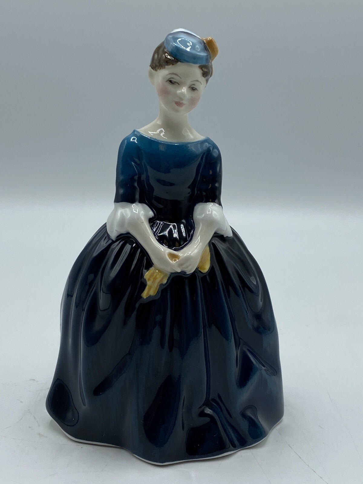 Lovely 1965 Royal Doulton HN 2341 Lovely 1965 Royal Doulton HN 2341