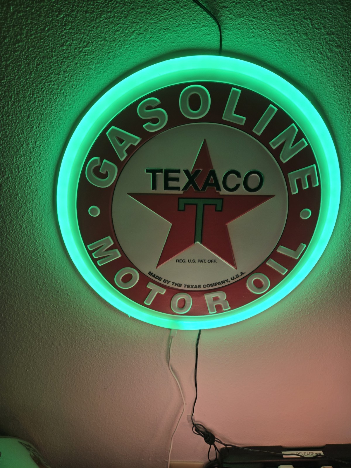 Texaco LED Sign **Green** Lighted Sign W/USB Charging Cable New No Box. Texaco LED Sign **Green** Lighted Sign W/USB Charging Cable New No Box.