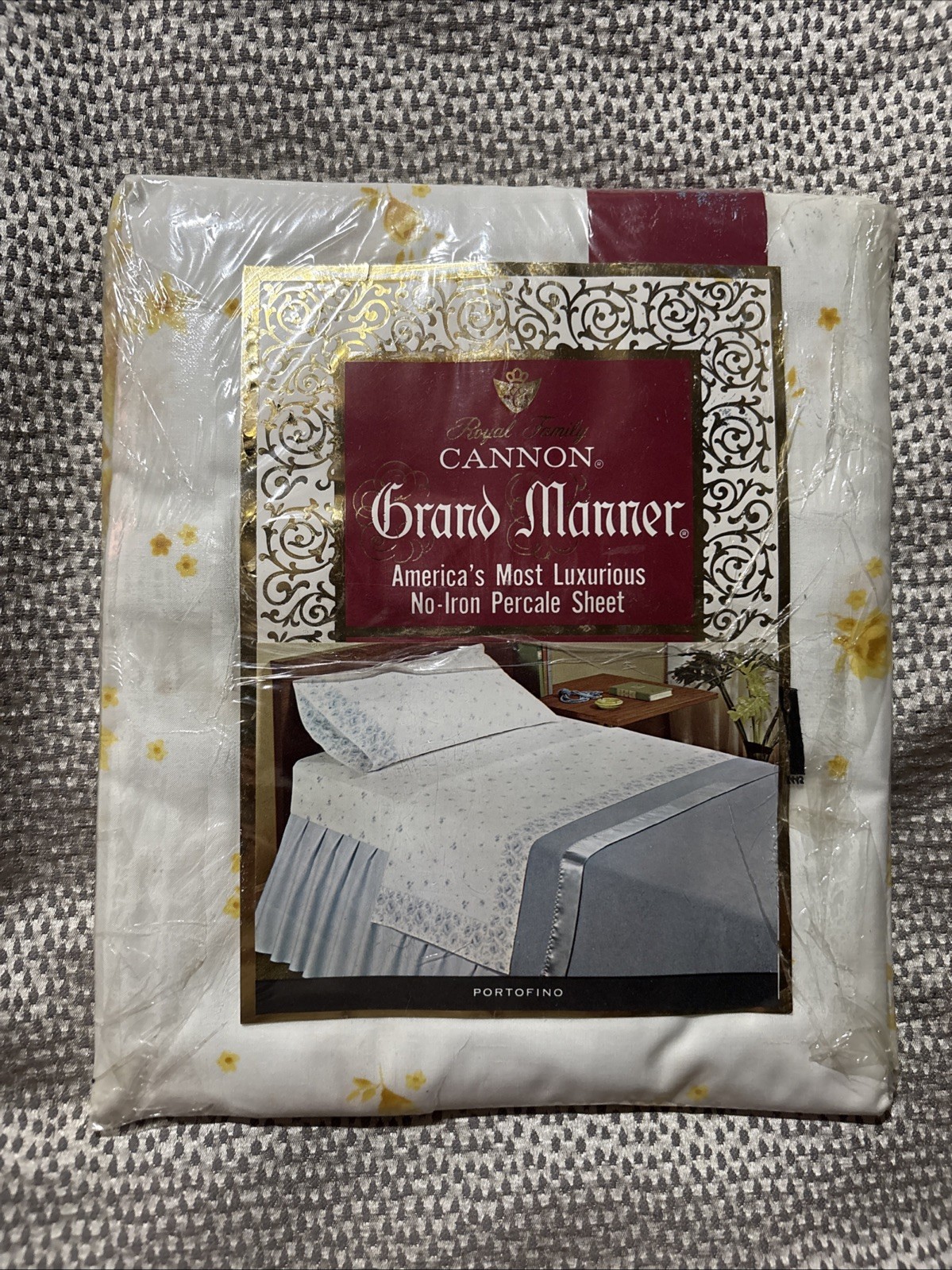 Vintage Cannon Grand Manner Portofino Pillowcases Yellow Roses Vintage Cannon Grand Manner Portofino Pillowcases Yellow Roses