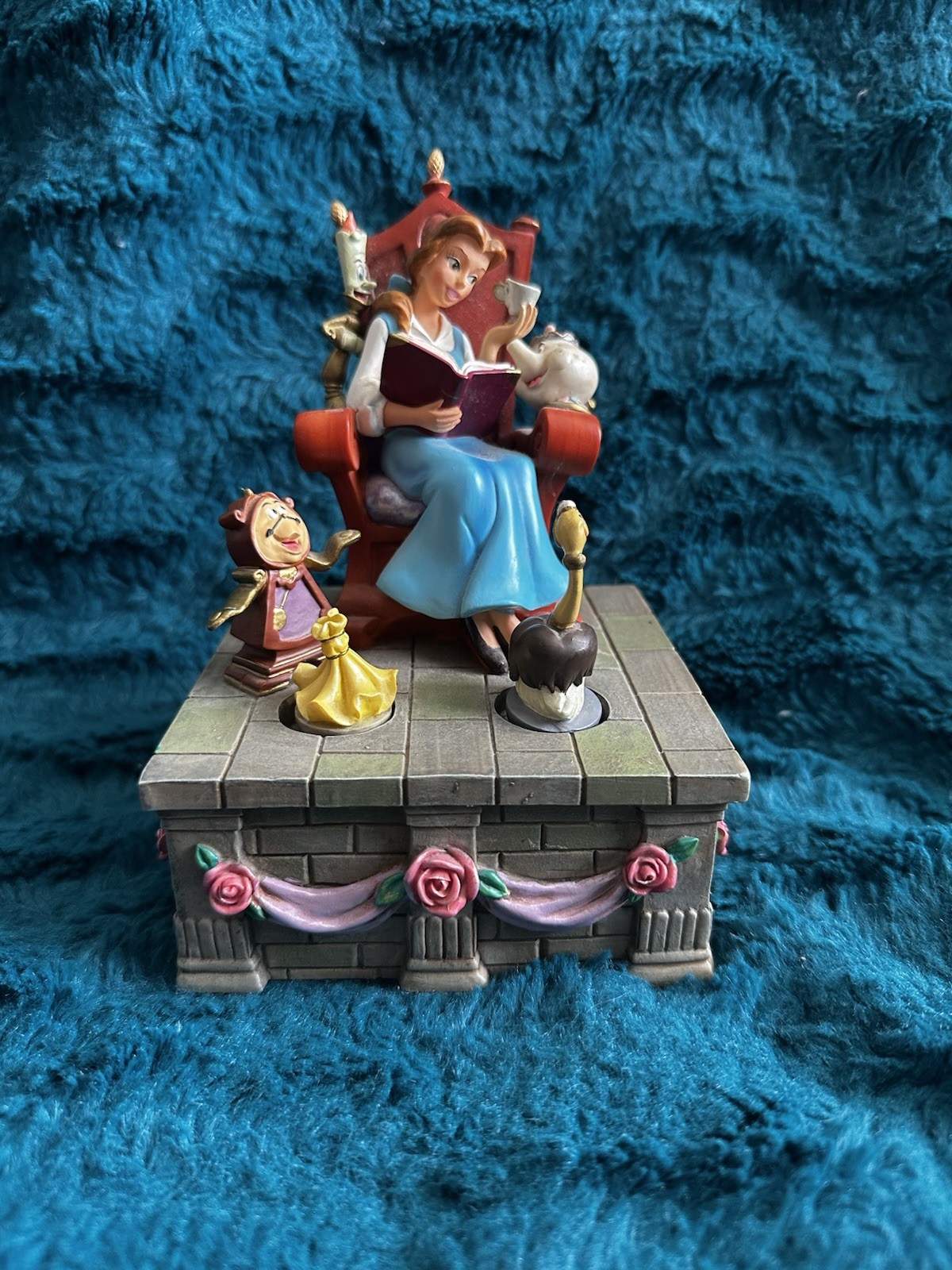 Disney Parks Beauty & The Beast Belle \ Disney Parks Beauty & The Beast Belle \