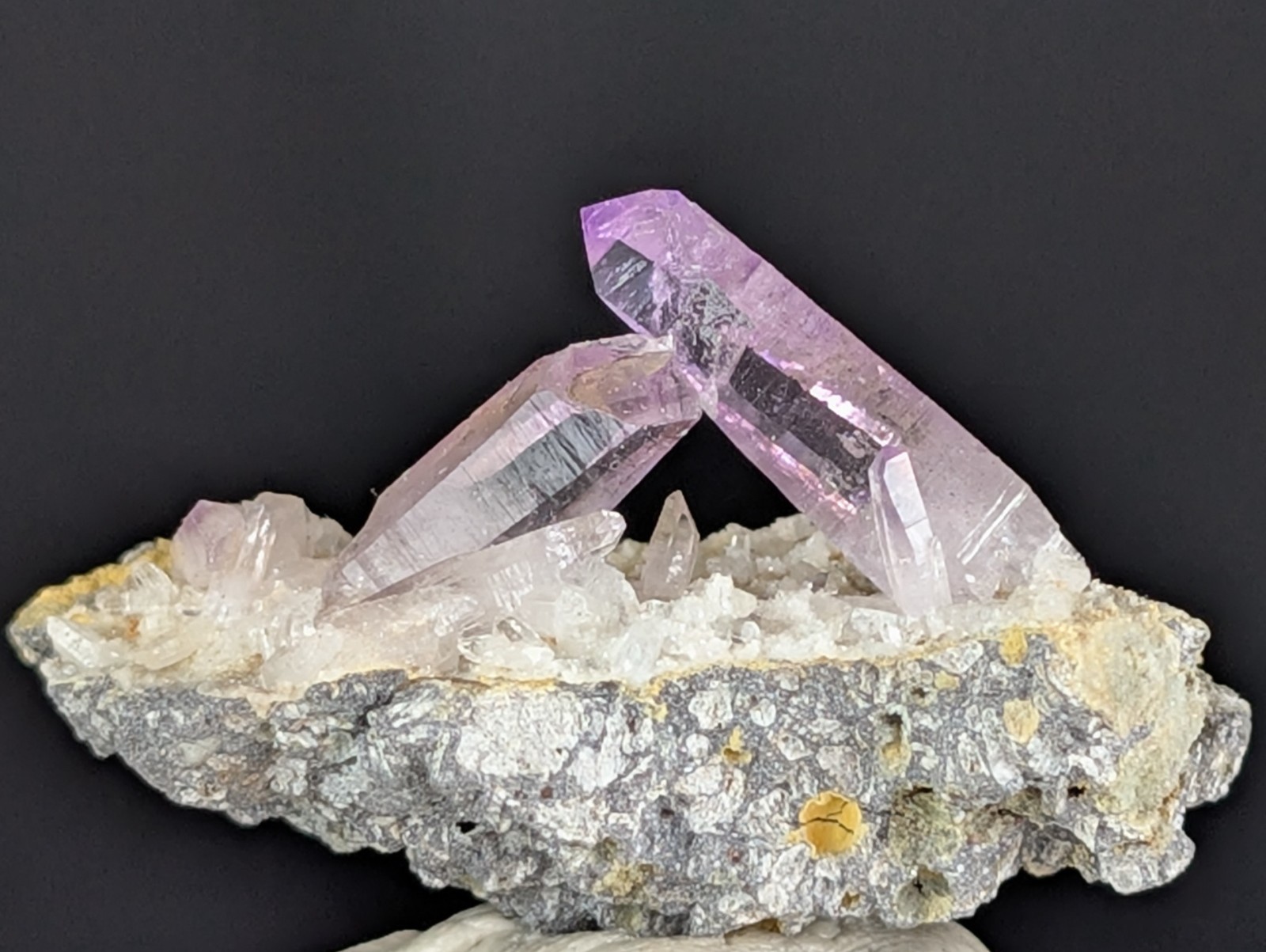 Vera Cruz Amethyst Cluster Cute Small Crystal Specimen Gemstone Vera Cruz Amethyst Cluster Cute Small Crystal Specimen Gemstone