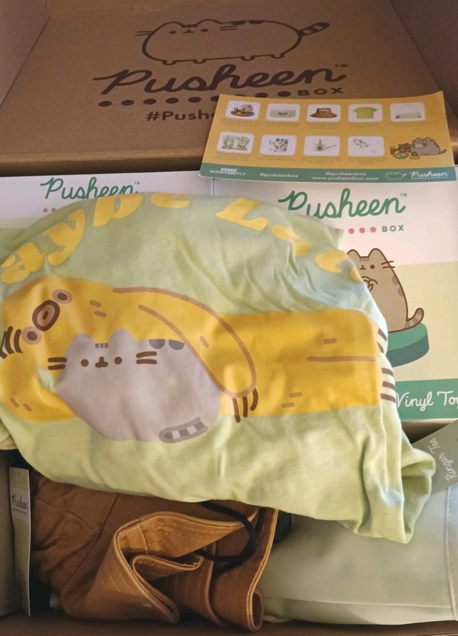 Pusheen Box Gardening Spring 2022 3XL NEW IN BOX Pusheen Box Gardening Spring 2022 3XL NEW IN BOX