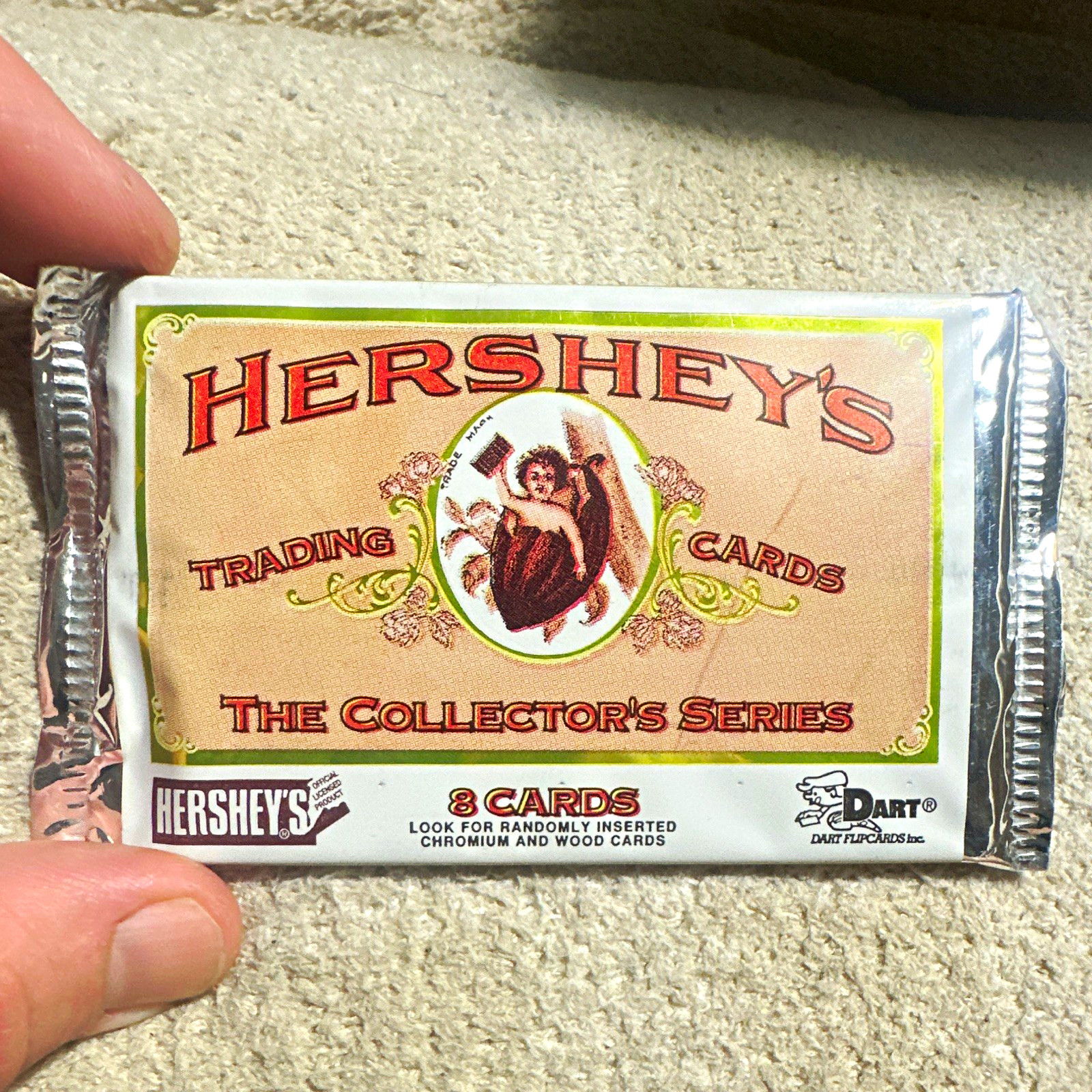 Hershey's 1995 The Collector's Series Non-Sport Trading Card Pack - 8 Cards Hershey's 1995 The Collector's Series Non-Sport Trading Card Pack - 8 Cards