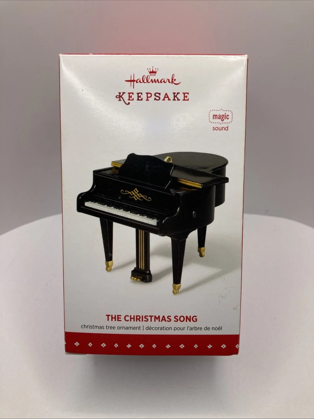 Hallmark Keepsake 2015 “The Christmas Song” Grand Piano Ornament 626-25