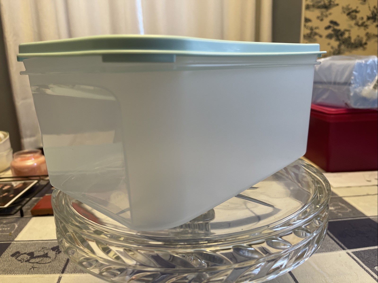 Tupperware Modular Mates Rectangular 2 Container-skye blue seal Tupperware Modular Mates Rectangular 2 Container-skye blue seal