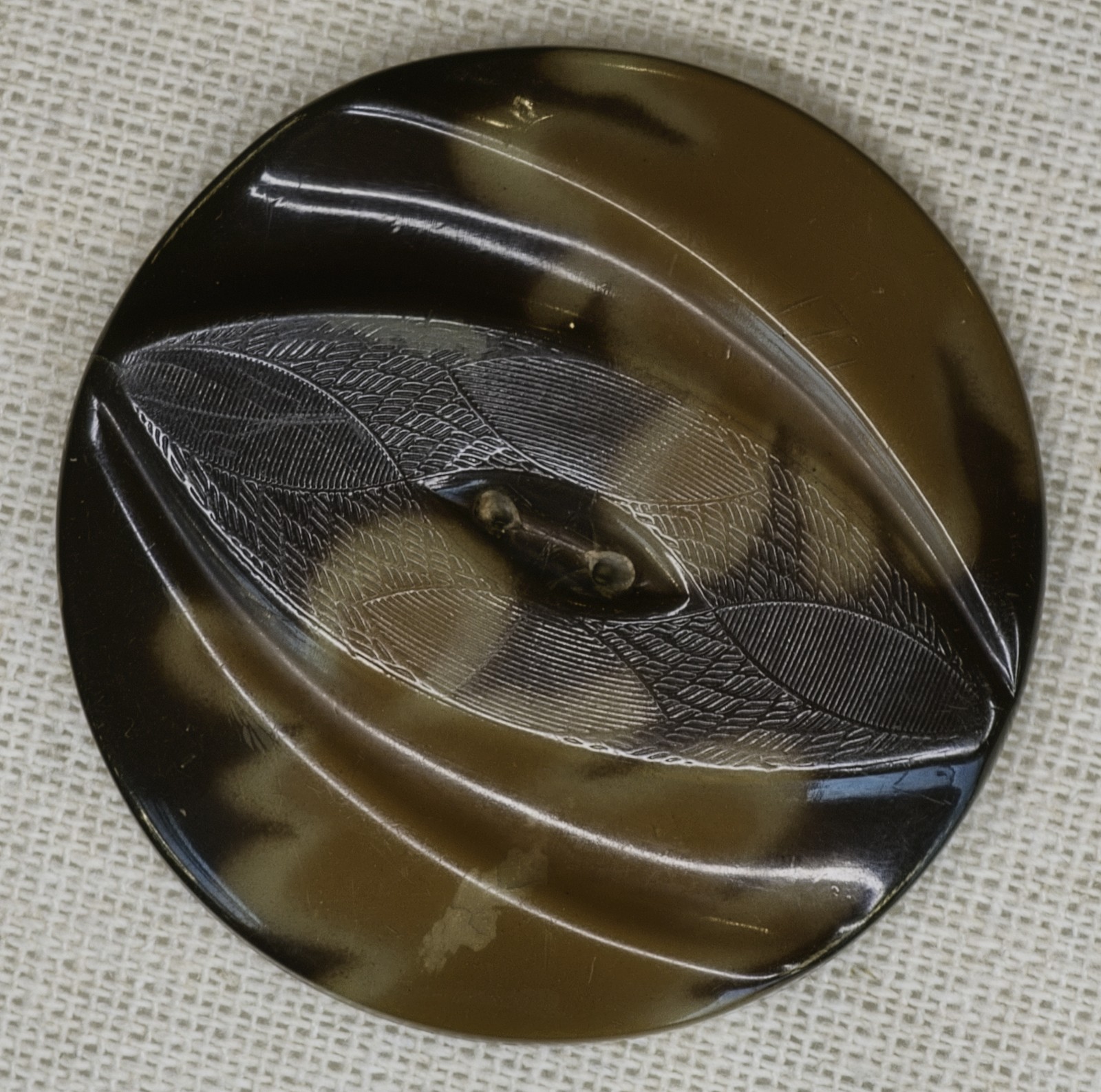 Vintage 1940s Marbled Tortoiseshell Plastic 2\ Vintage 1940s Marbled Tortoiseshell Plastic 2\