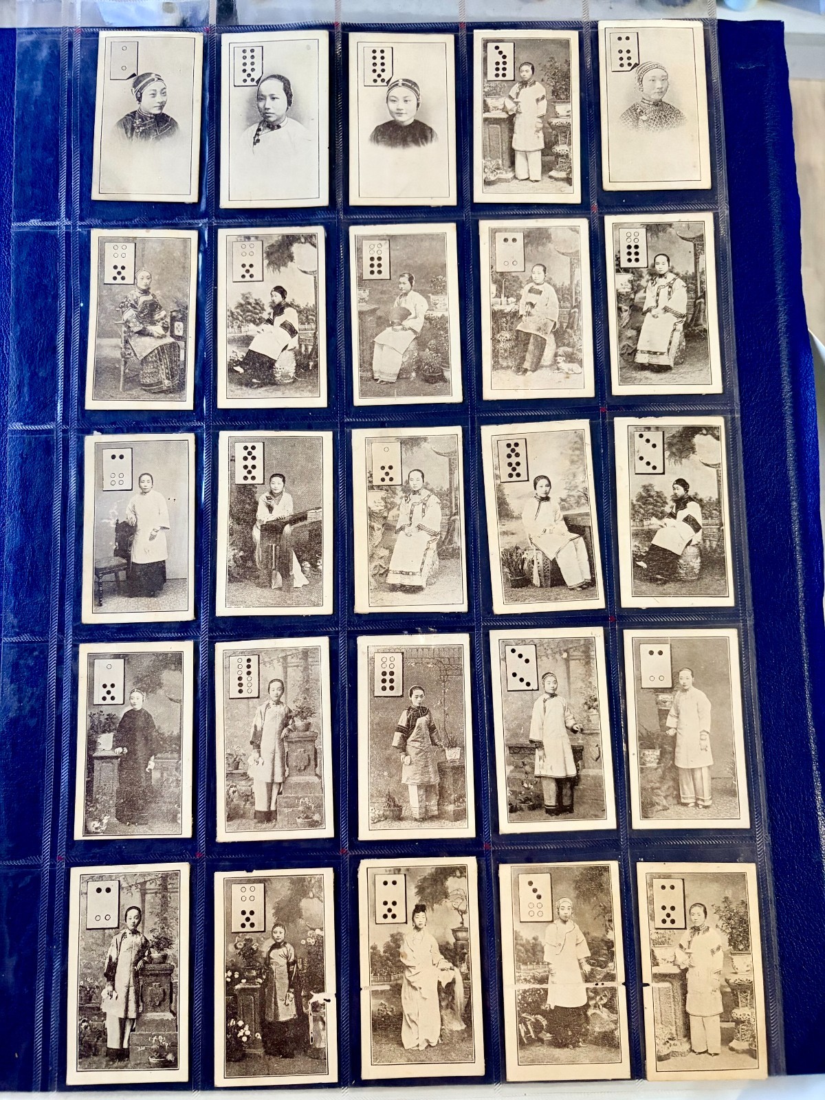 25 Chinese girls cigarette cards Domino by Mitsui 1904 Japan, VG condition 25 Chinese girls cigarette cards Domino by Mitsui 1904 Japan, VG condition