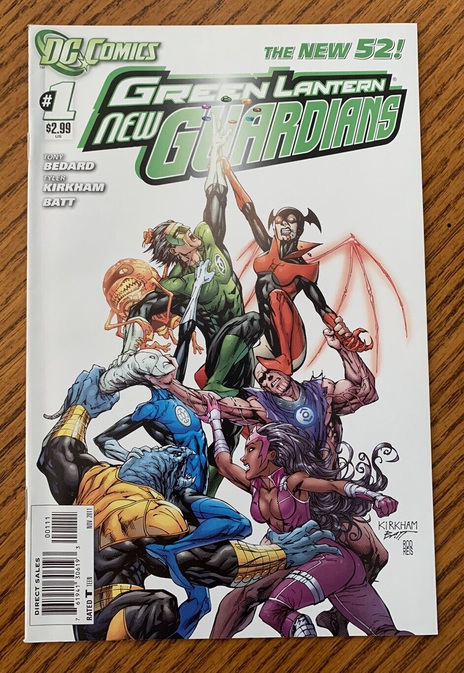 DC Comics Green Lantern New Guardians #1 2011 Tyler Kirkham NM or Better