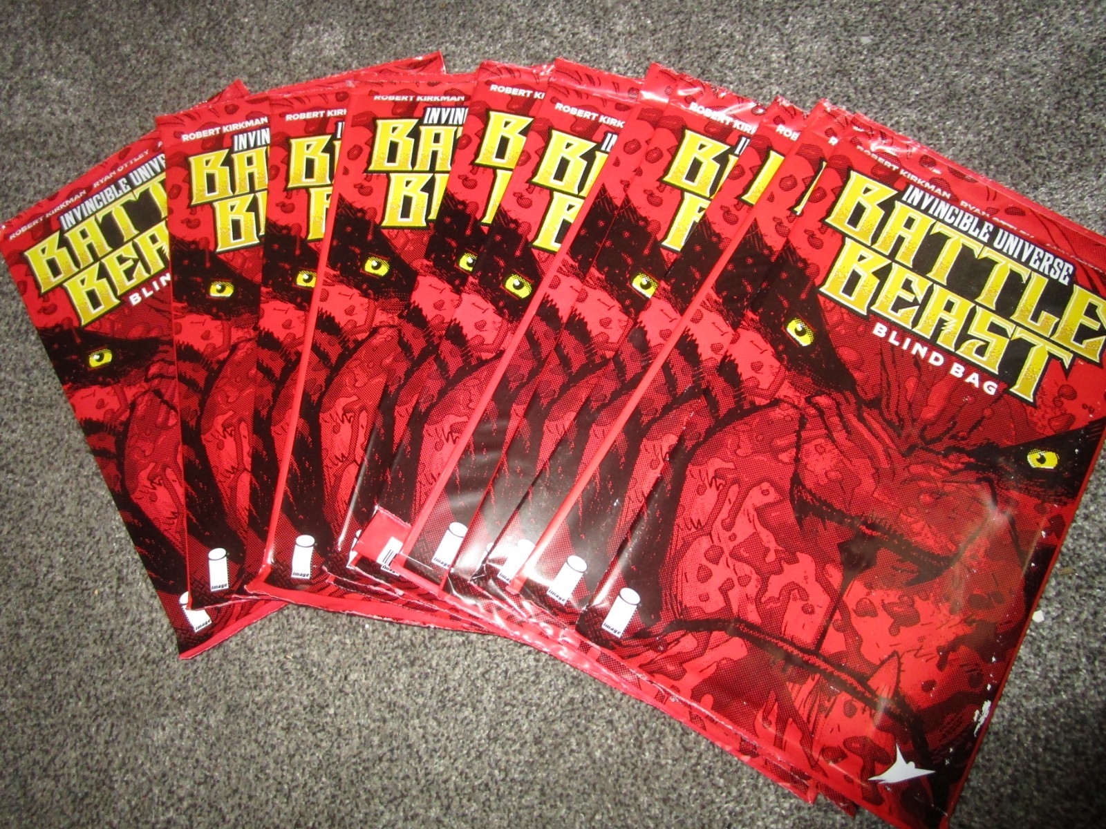 Invincible Universe Battle Beast #1 Blind Bag C Invincible Universe Battle Beast #1 Blind Bag C