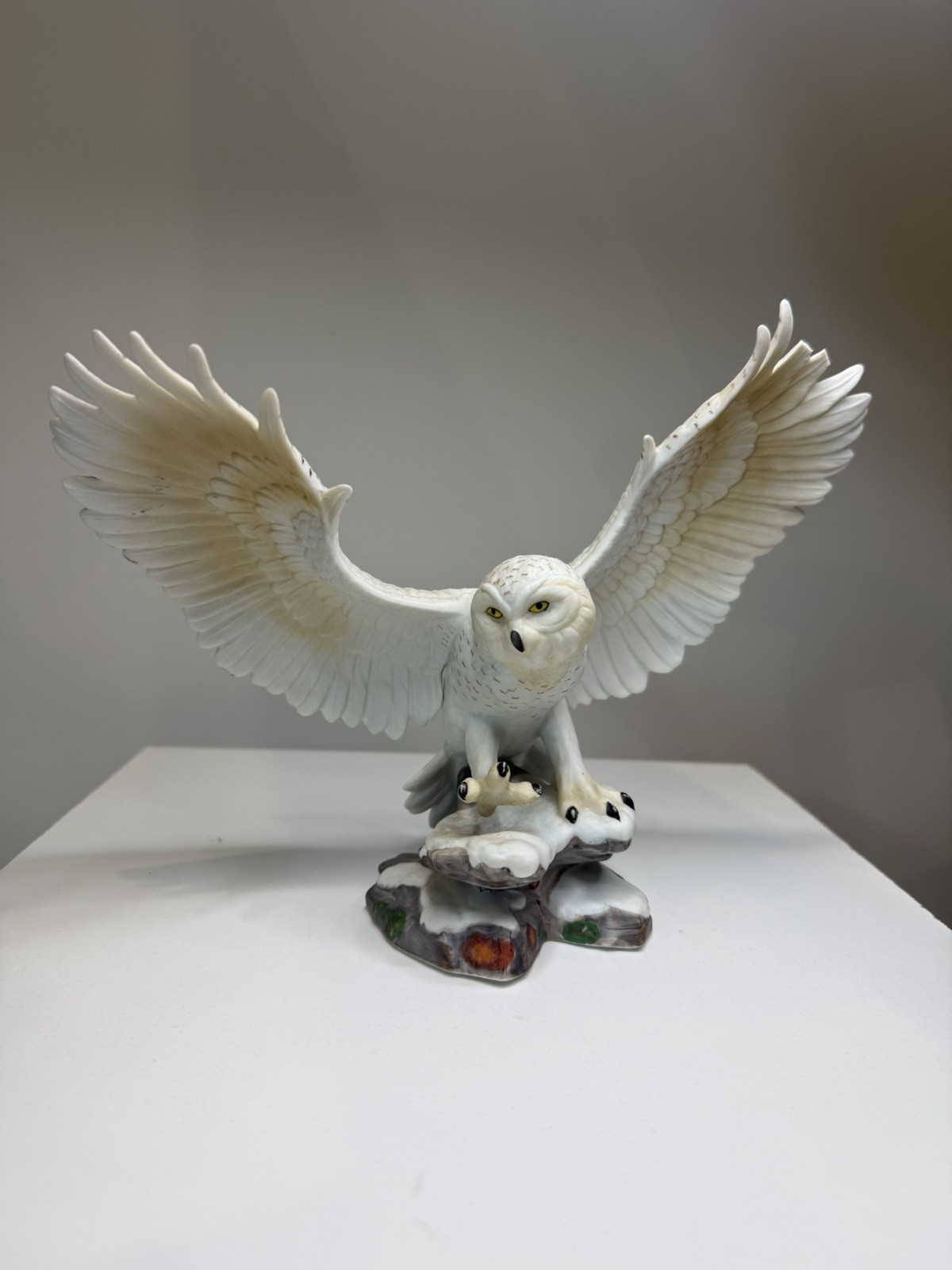 Vintage 1988 Lenox Snowy Owl Figurine Owls of America Fine Porcelain Japan 6.5”