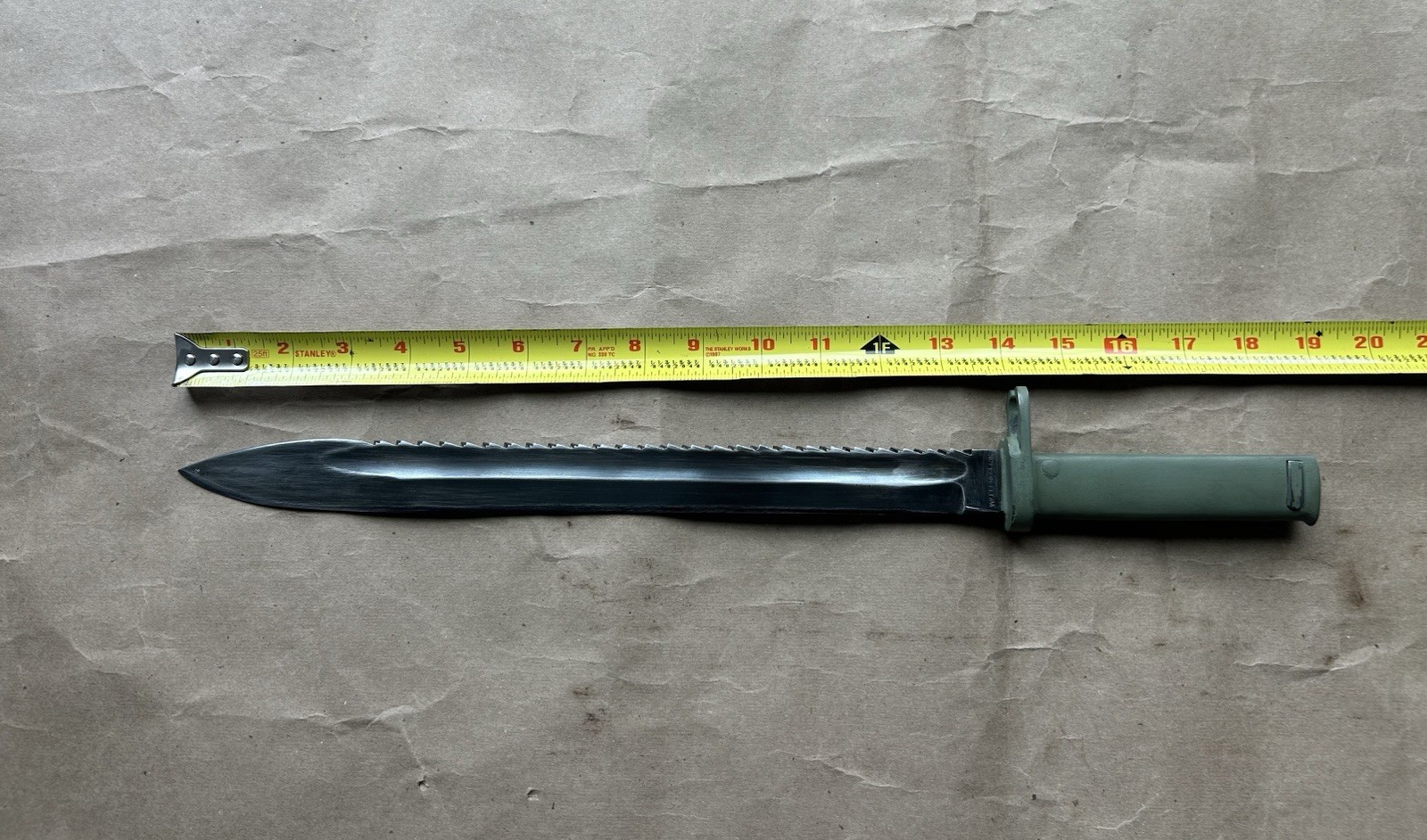 German WW1 Ersatz 98/05 Modified Butcher Sawback Bayonet No Scabbard German WW1 Ersatz 98/05 Modified Butcher Sawback Bayonet No Scabbard