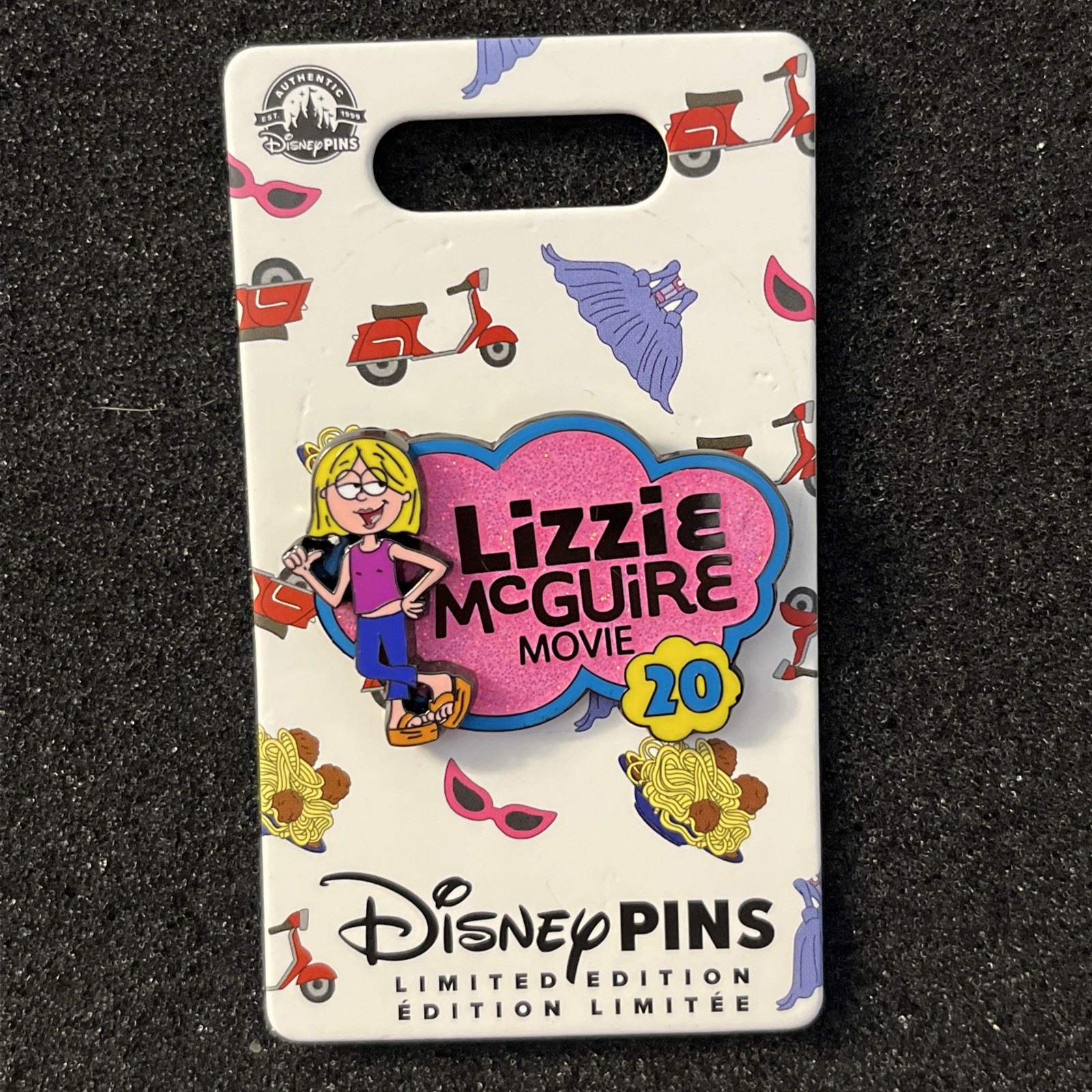 DISNEY PIN AUTHENTIC LIZZIE MC GUIRE MOVIE 20 SPECIAL RELEASE RARE SPARKLES DISNEY PIN AUTHENTIC LIZZIE MC GUIRE MOVIE 20 SPECIAL RELEASE RARE SPARKLES