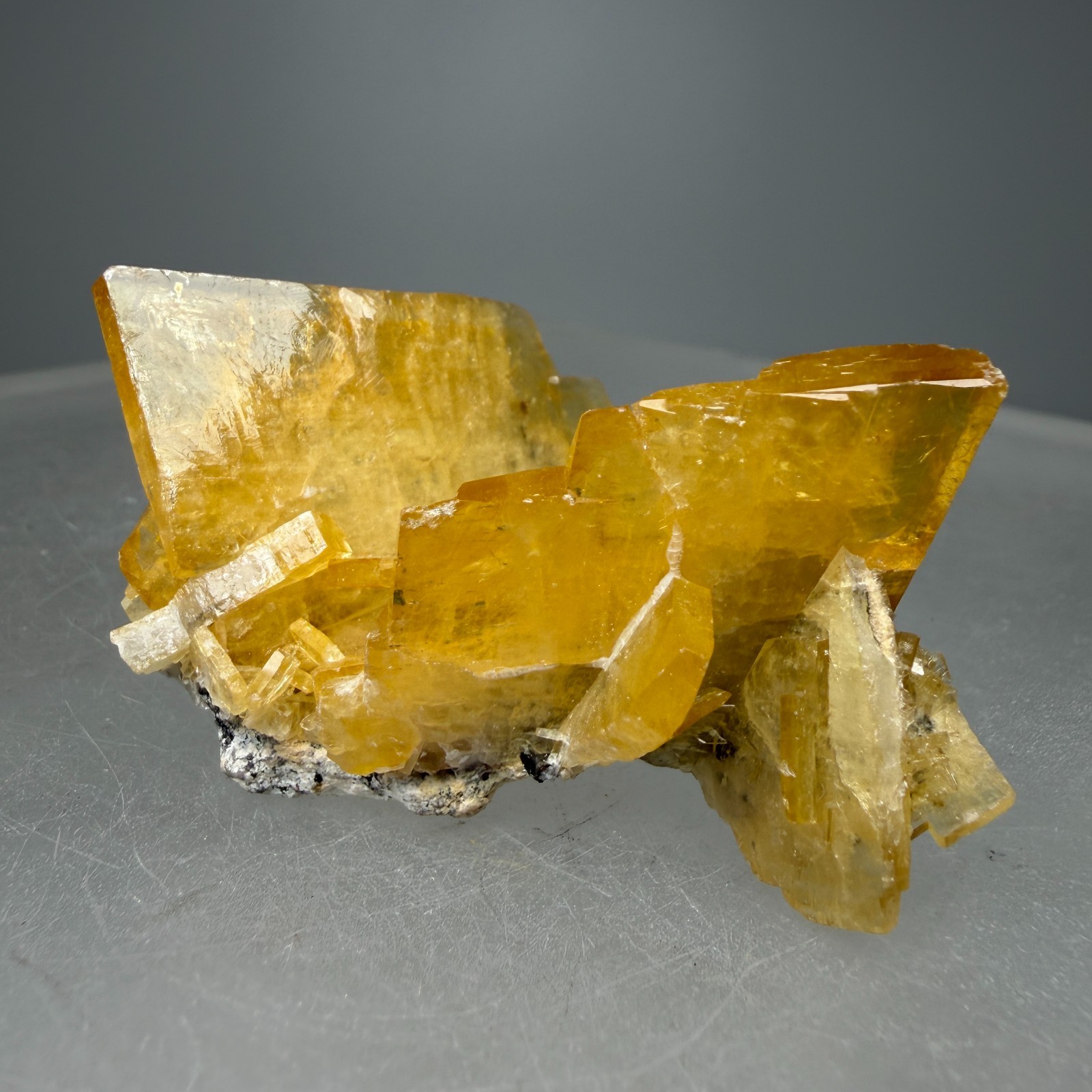Fine Golden Baryte Crystals: Baia Sprie mine, Maramures County, Romania Fine Golden Baryte Crystals: Baia Sprie mine, Maramures County, Romania