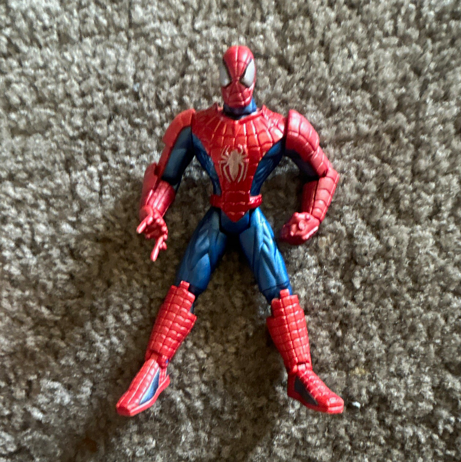 Spider-Man Red Blue Plastic Figure Comic Book Heroes toybiz 1999 Spider-Man Red Blue Plastic Figure Comic Book Heroes toybiz 1999
