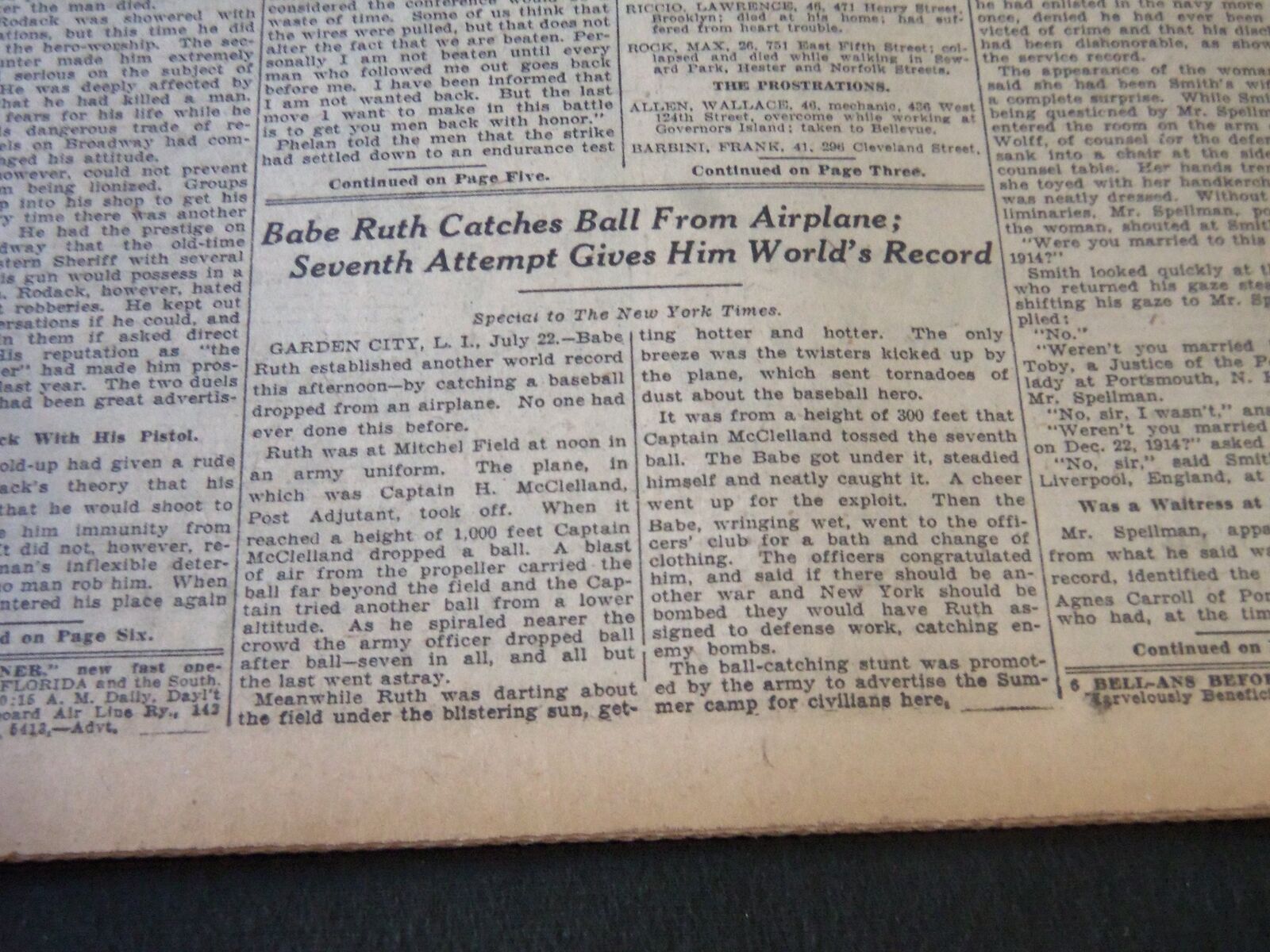 1926 JULY 23 NEW YORK TIMES - BABE RUTH CATCHES BALL FROM AIRPLANE - NT 6591