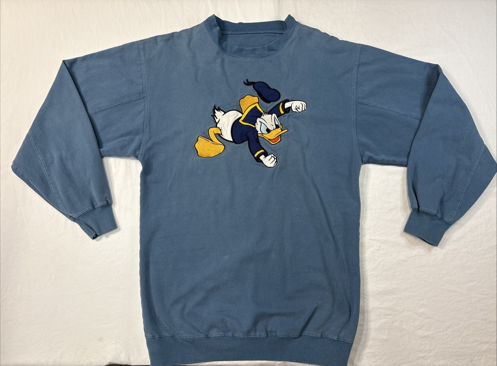 Vintage* Disney~Donald Duck ~Cotton Embroidered~Oversized Fit Large~Light Blue Vintage* Disney~Donald Duck ~Cotton Embroidered~Oversized Fit Large~Light Blue