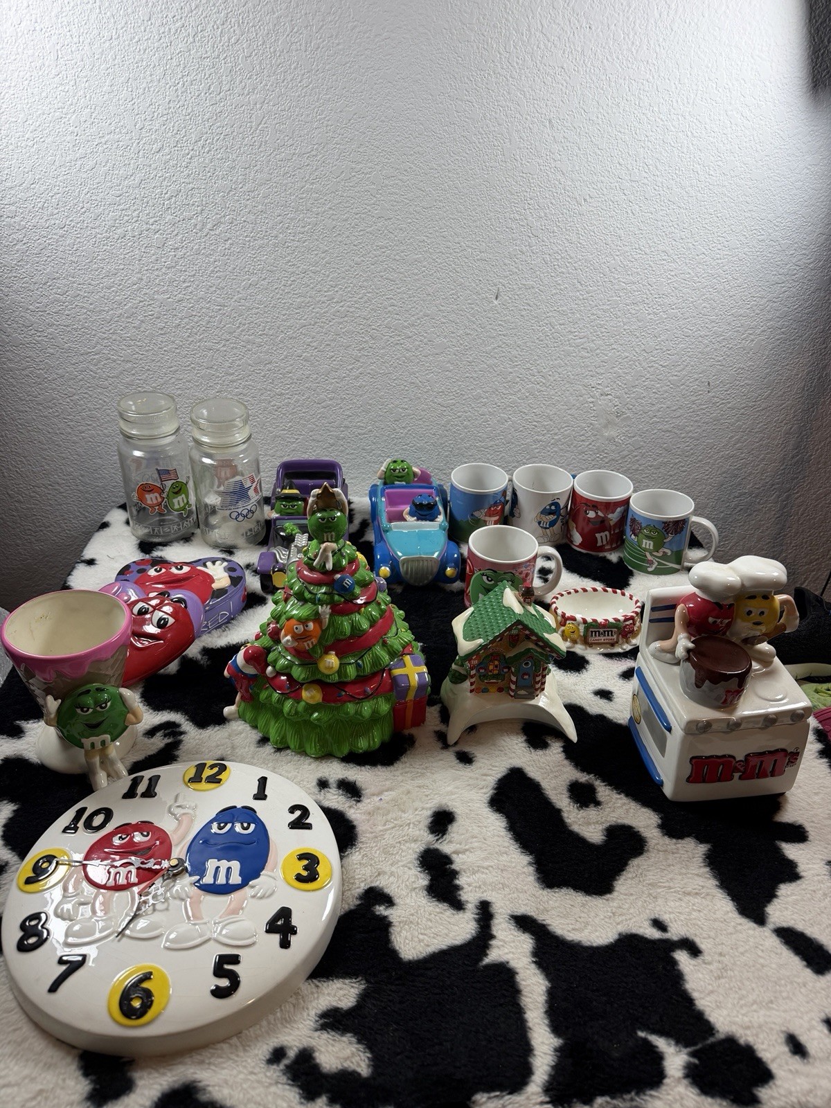 Nice Lot of 18 M&M’s Collectibles Vintage Ceramic Nice Lot of 18 M&M’s Collectibles Vintage Ceramic