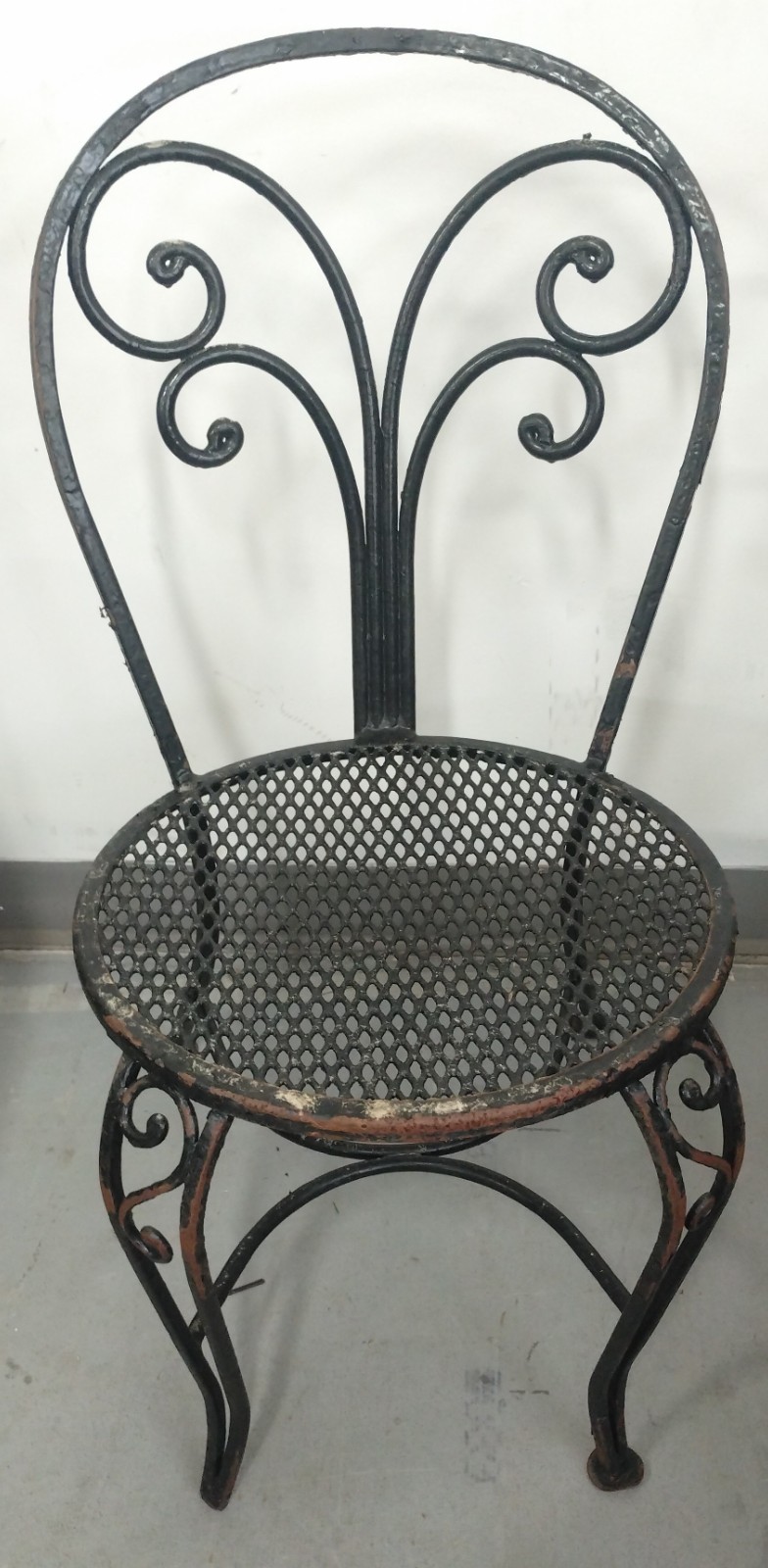 Vintage Wrought Iron Chair From Busch Gardens Amusement Park Williamsburg Vintage Wrought Iron Chair From Busch Gardens Amusement Park Williamsburg