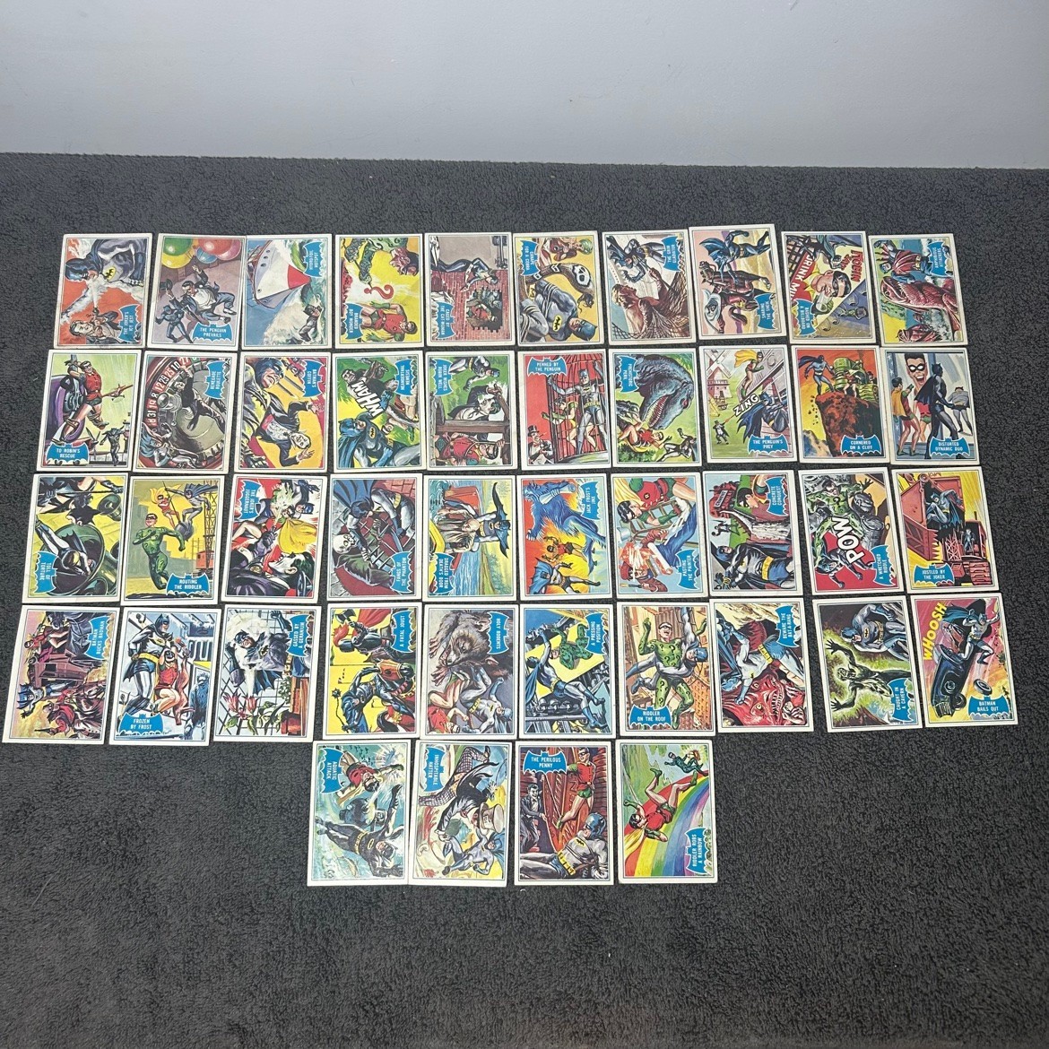 1966 Topps Batman Blue Bat B Series Complete Set 44/44 Puzzle Back 1B-44B 1966 Topps Batman Blue Bat B Series Complete Set 44/44 Puzzle Back 1B-44B