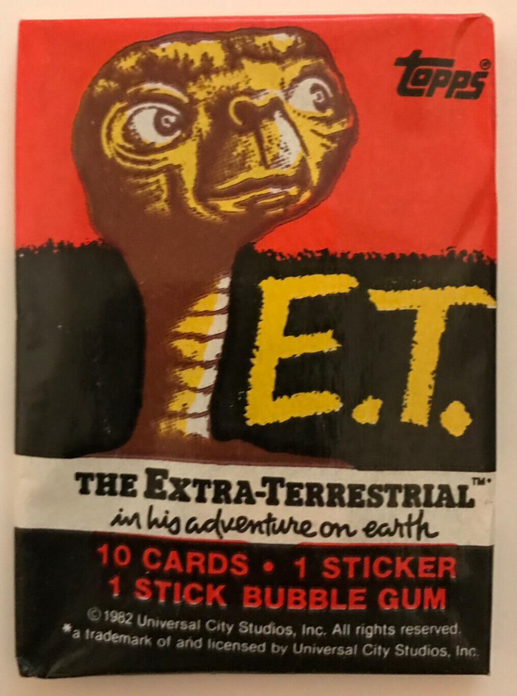 1982 Topps E.T. The Extra-Terrestrial Sealed Wax Pack, 10 Cards, 1 Sticker