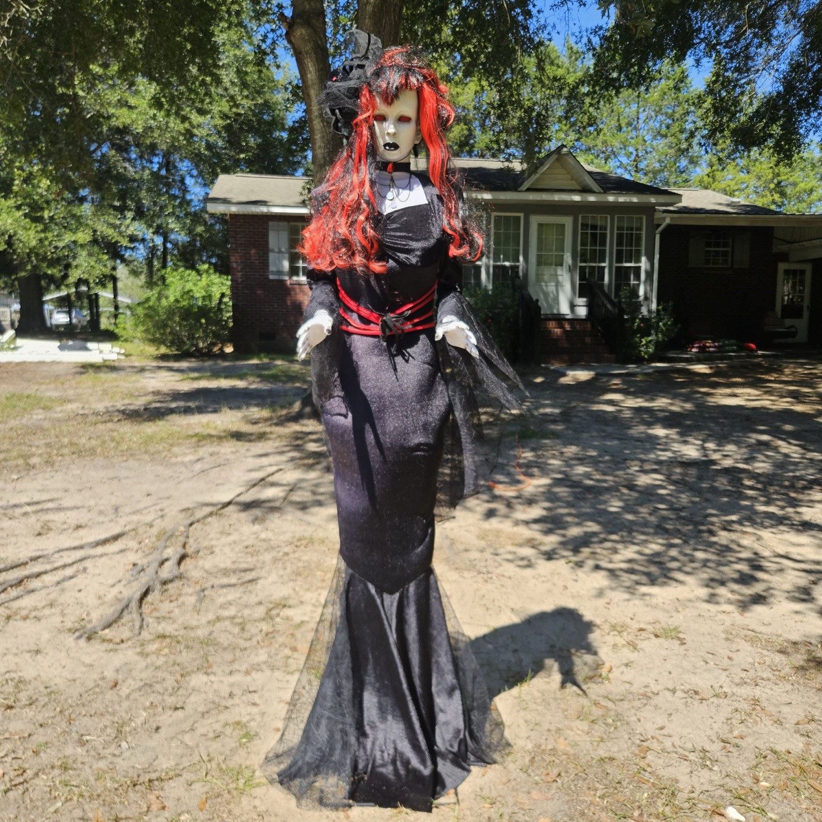 Gemmy Lifesize Black Widow Retired Halloween Animatronic Prop Works Great No Box Gemmy Lifesize Black Widow Retired Halloween Animatronic Prop Works Great No Box