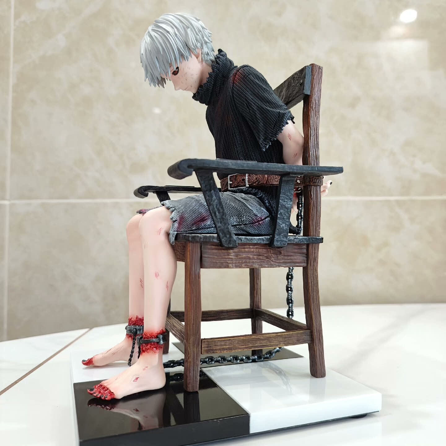 Tokyo Ghoul Kaneki Ken Resin BW Studio Figurine Model 20cm 1/6th Tokyo Ghoul Kaneki Ken Resin BW Studio Figurine Model 20cm 1/6th