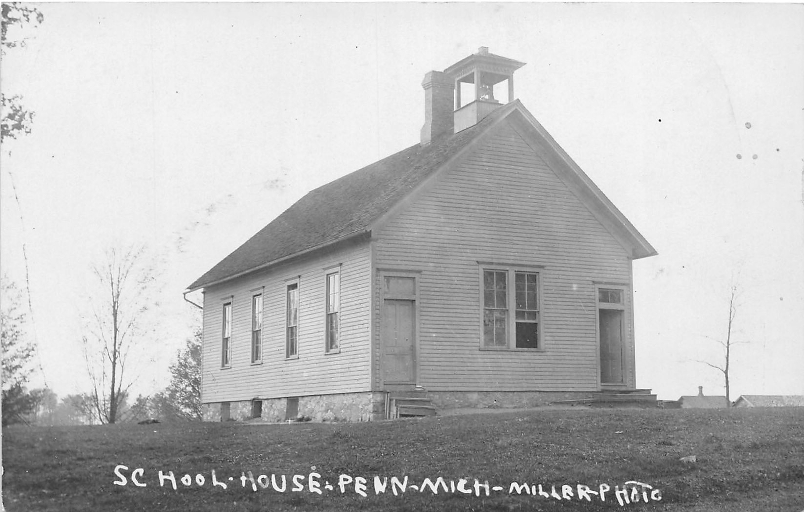 J59/ Penn Michigan RPPC Postcard c1910 School House Building 228