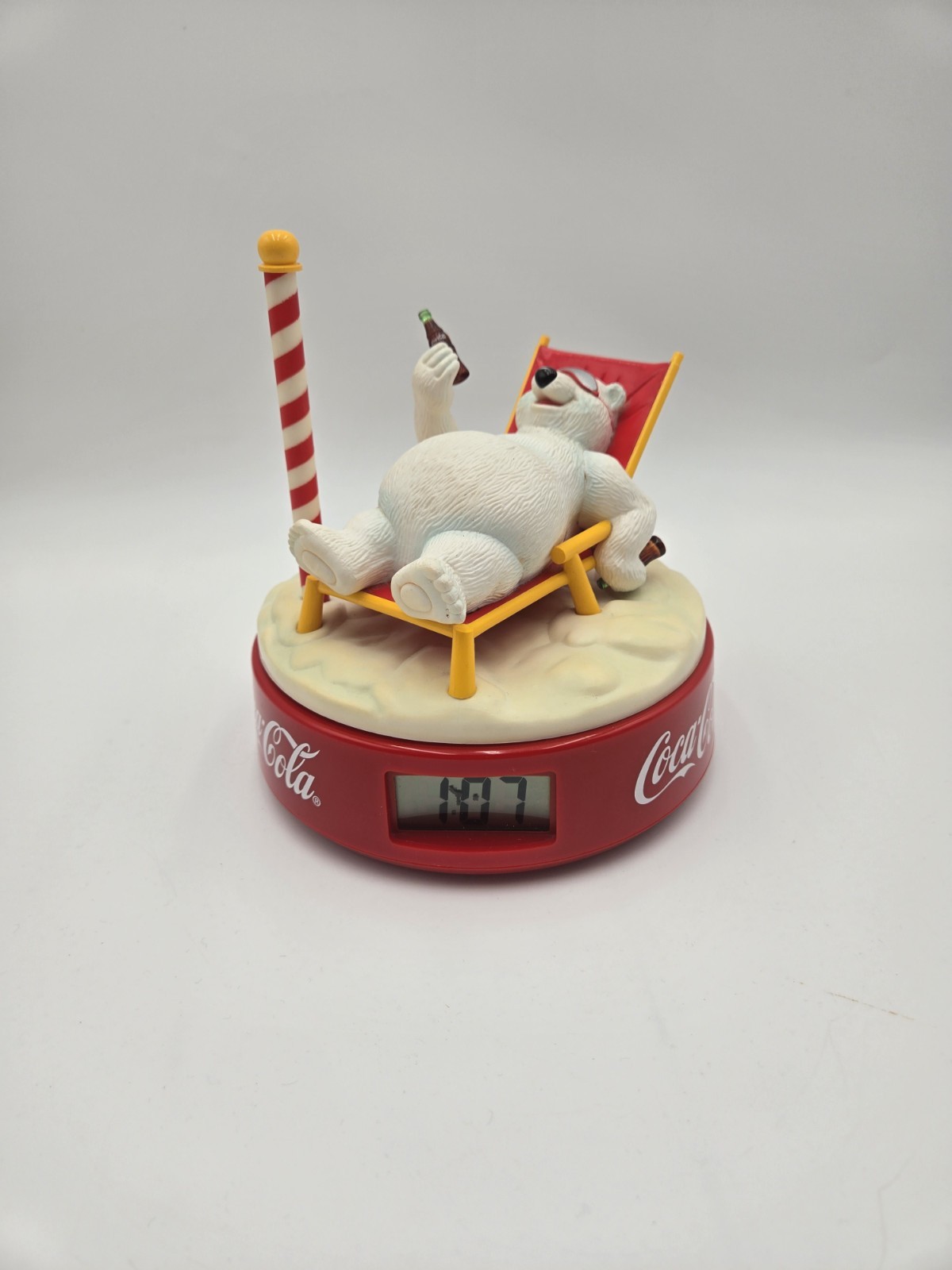 Vintage 1995 Coca-Cola Polar Bear Animated Musical Digital Alarm Clock Work Vintage 1995 Coca-Cola Polar Bear Animated Musical Digital Alarm Clock Work