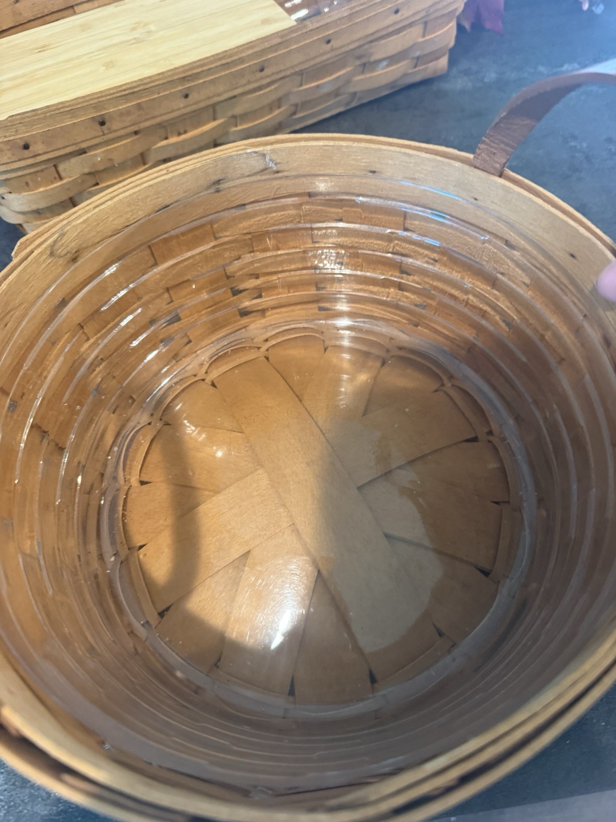 Longaberger Round Woven Wood Storage Basket w/ Handles, Medium, Brown 1996