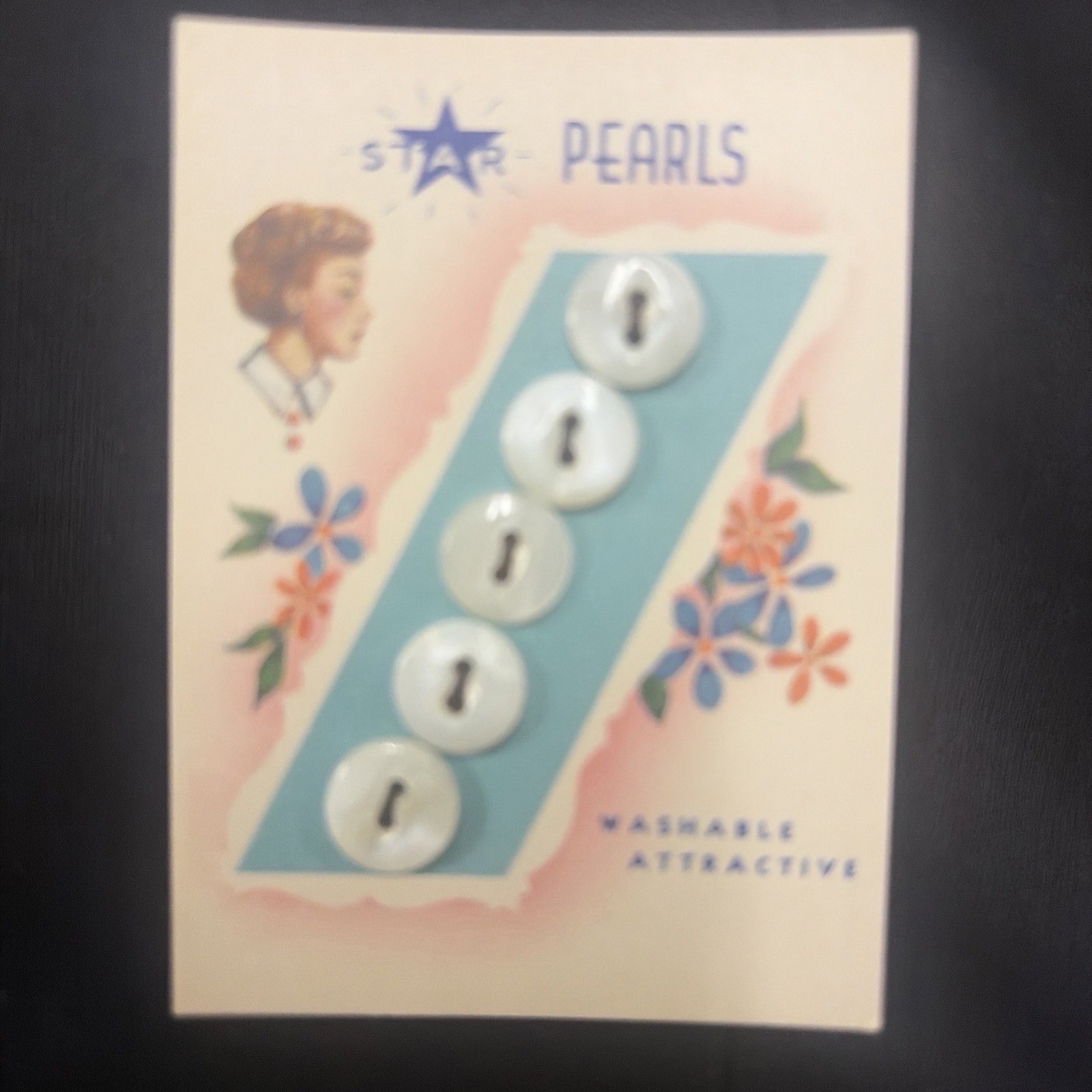 Vintage Star Pearls White Pearlized Buttons Original Card Vintage Star Pearls White Pearlized Buttons Original Card