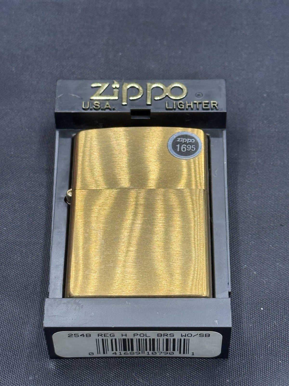 ZIPPO 1999 LIGHTER BRASS GOLD
